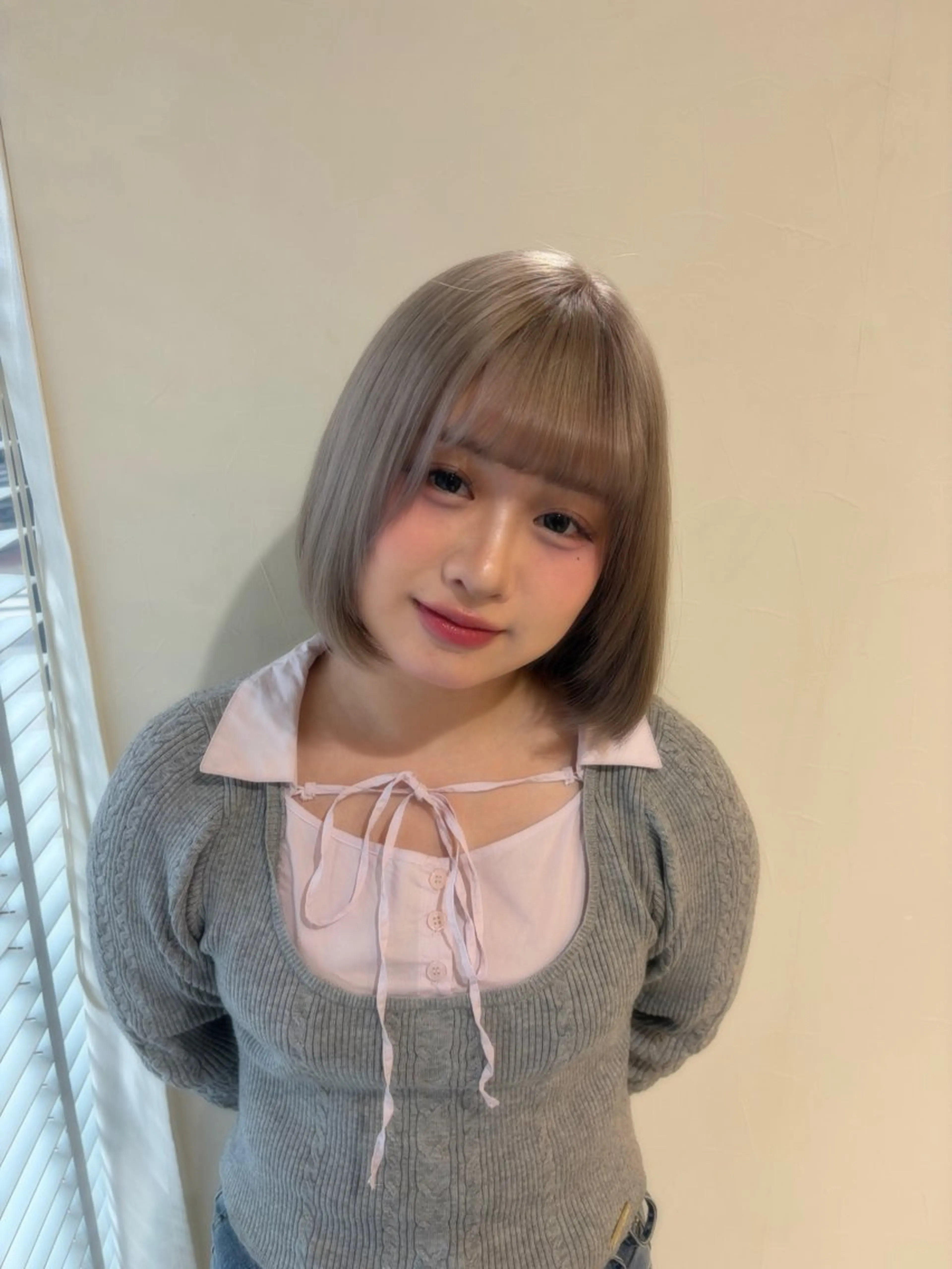 ミディアム ヘアカラー 【暖色ハイトーン】 HARUNA🌼のヘアスタイル