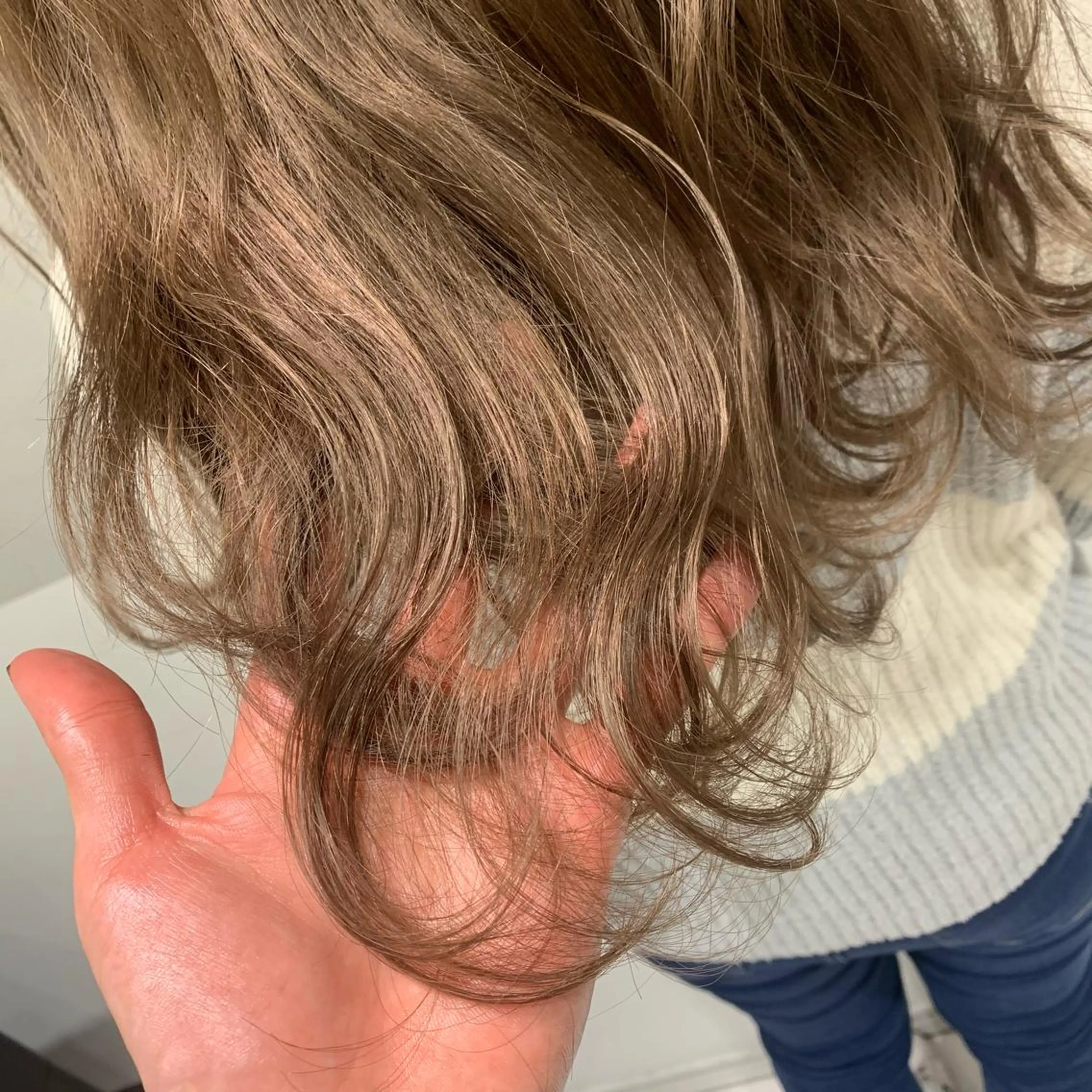 ロング オリーブ カラー✨有坂映哉のヘアスタイル