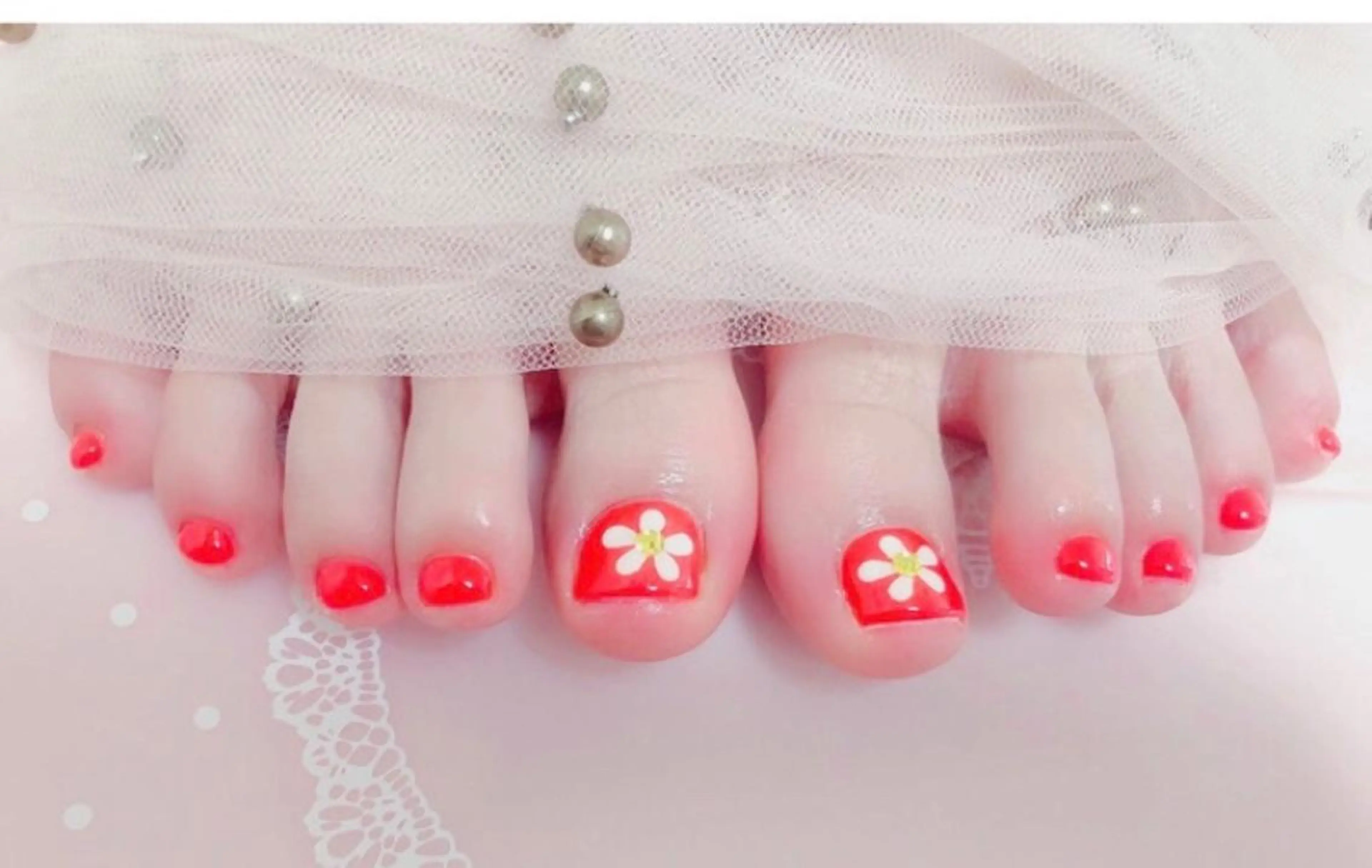 ネイル フットネイル マジック ミラーのネイルデザイン