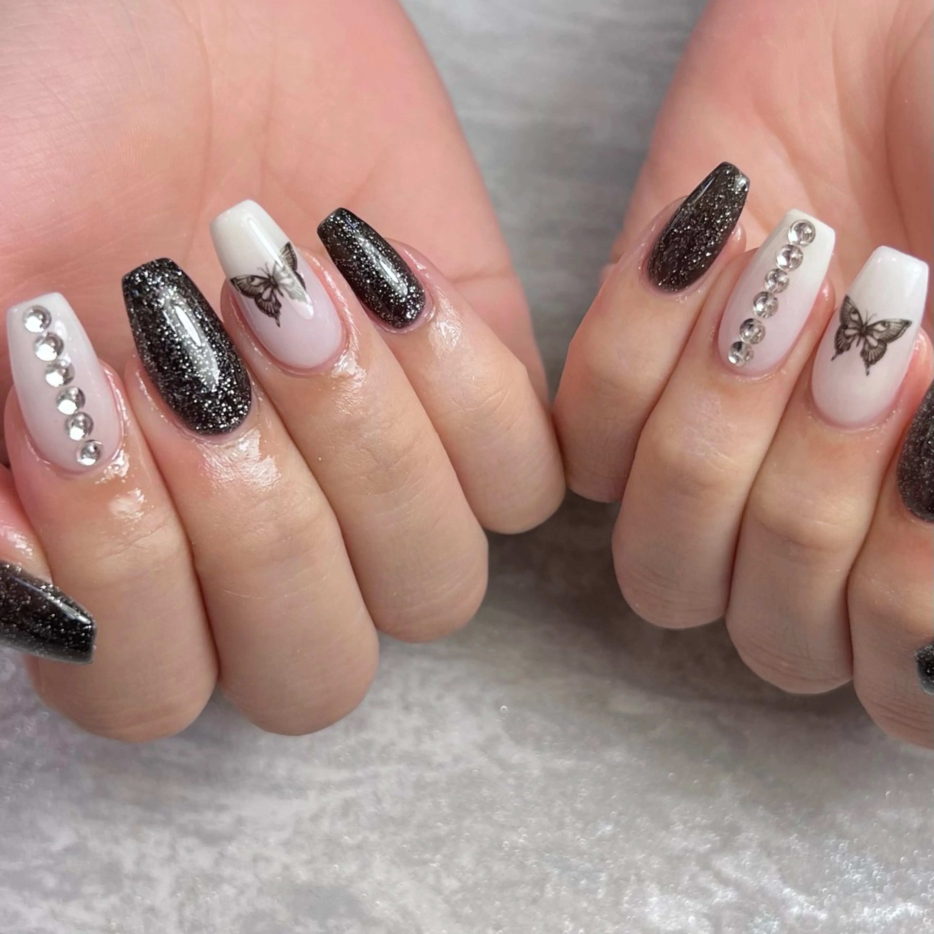 ネイル NAIL303所属・NAIL303 🛼 SHIORIのネイルデザイン