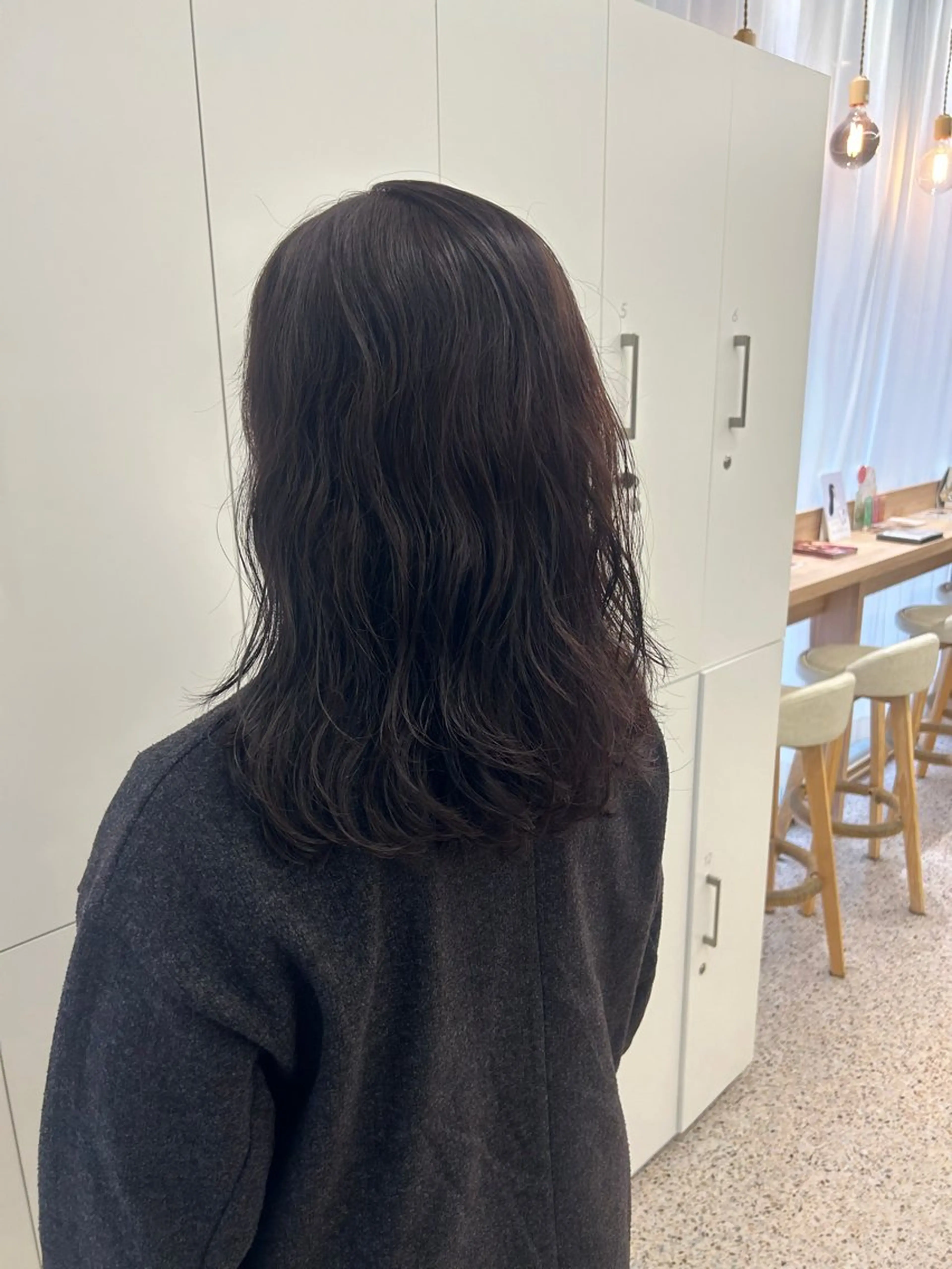 ミディアム くせ毛 レイヤーカット unica緑地公園 カンダコウキのヘアスタイル