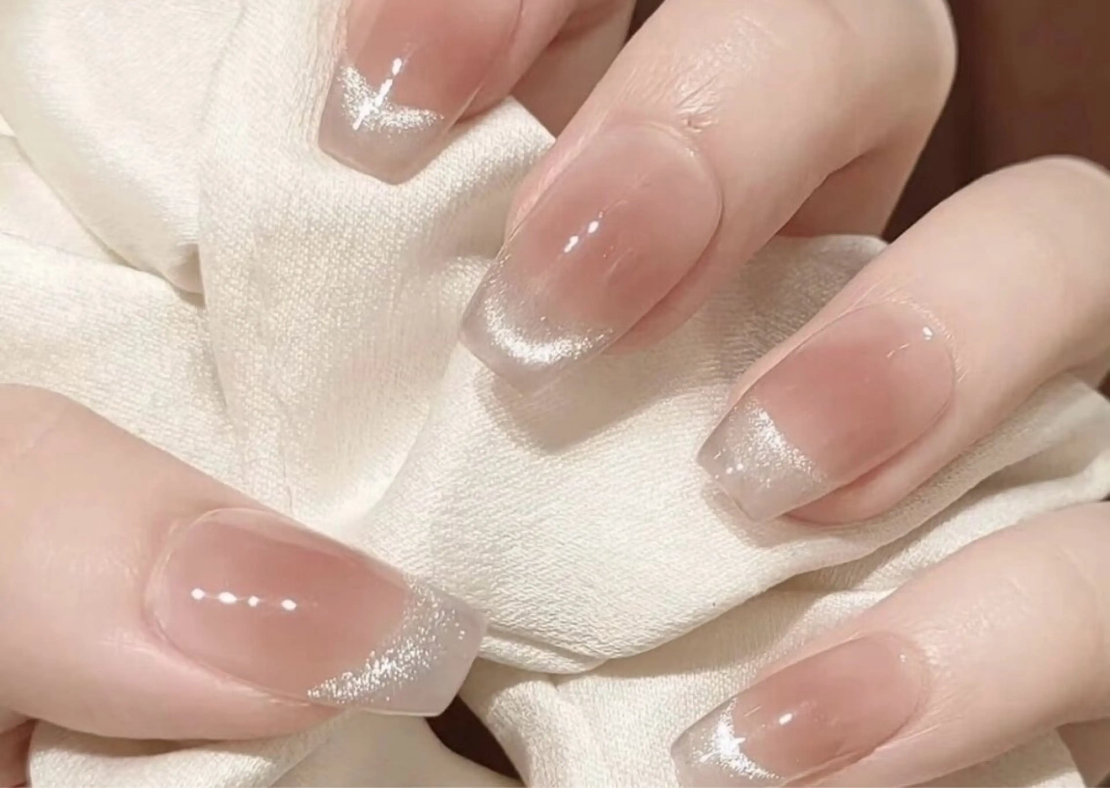 ネイル FLORA所属・う みのネイルデザイン