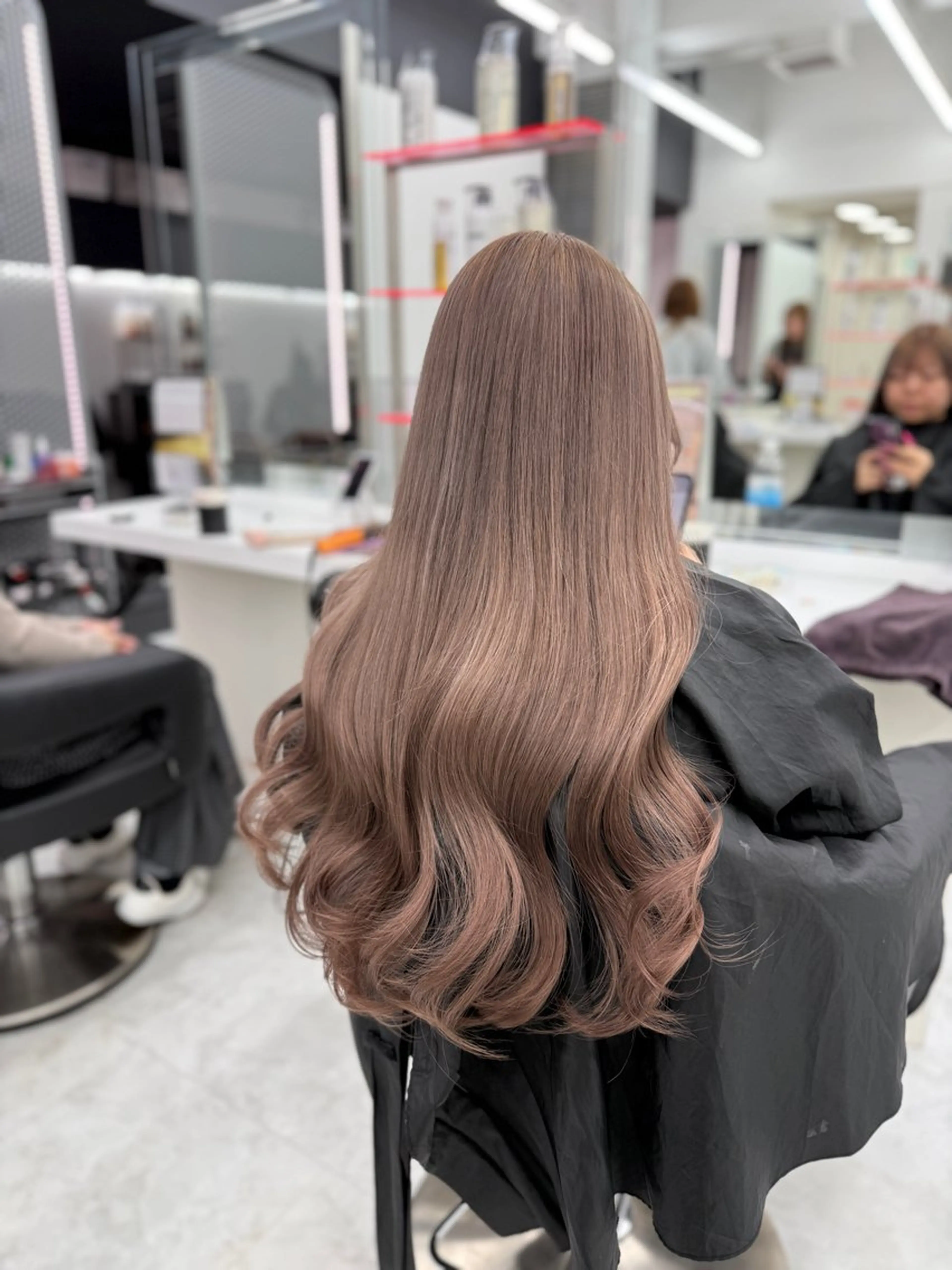 ロング カラー ヘアアレンジ ベージュカラー ミルクティーベージュ ピンクカラー 🎀Girly艶髪カ ラー🎀Harukaのヘアスタイル