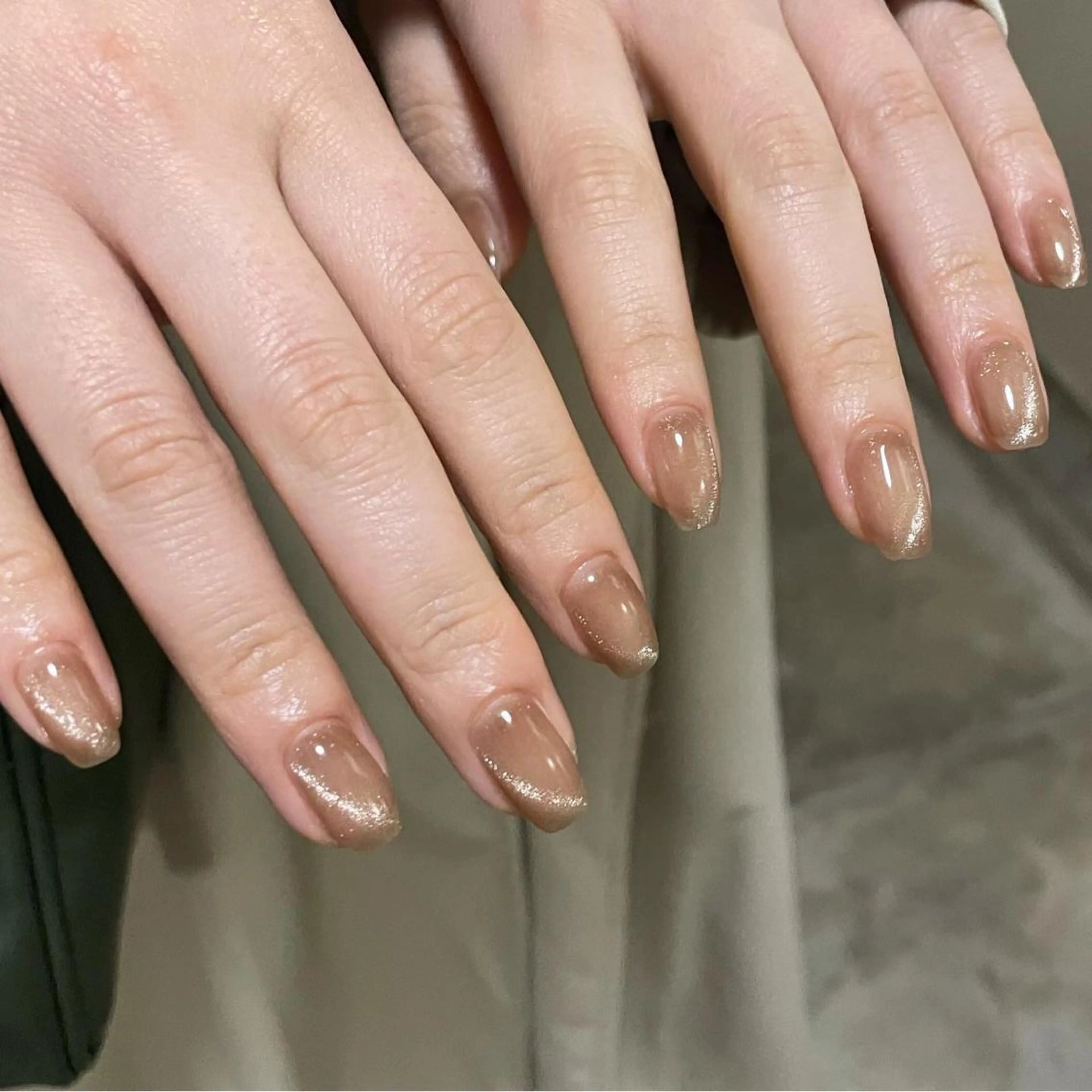 ネイル ブラウン カジュアル マグネットネイル ニュアンスネイル ハンドネイル ハンドケア lylynail YUUKAのネイルデザイン