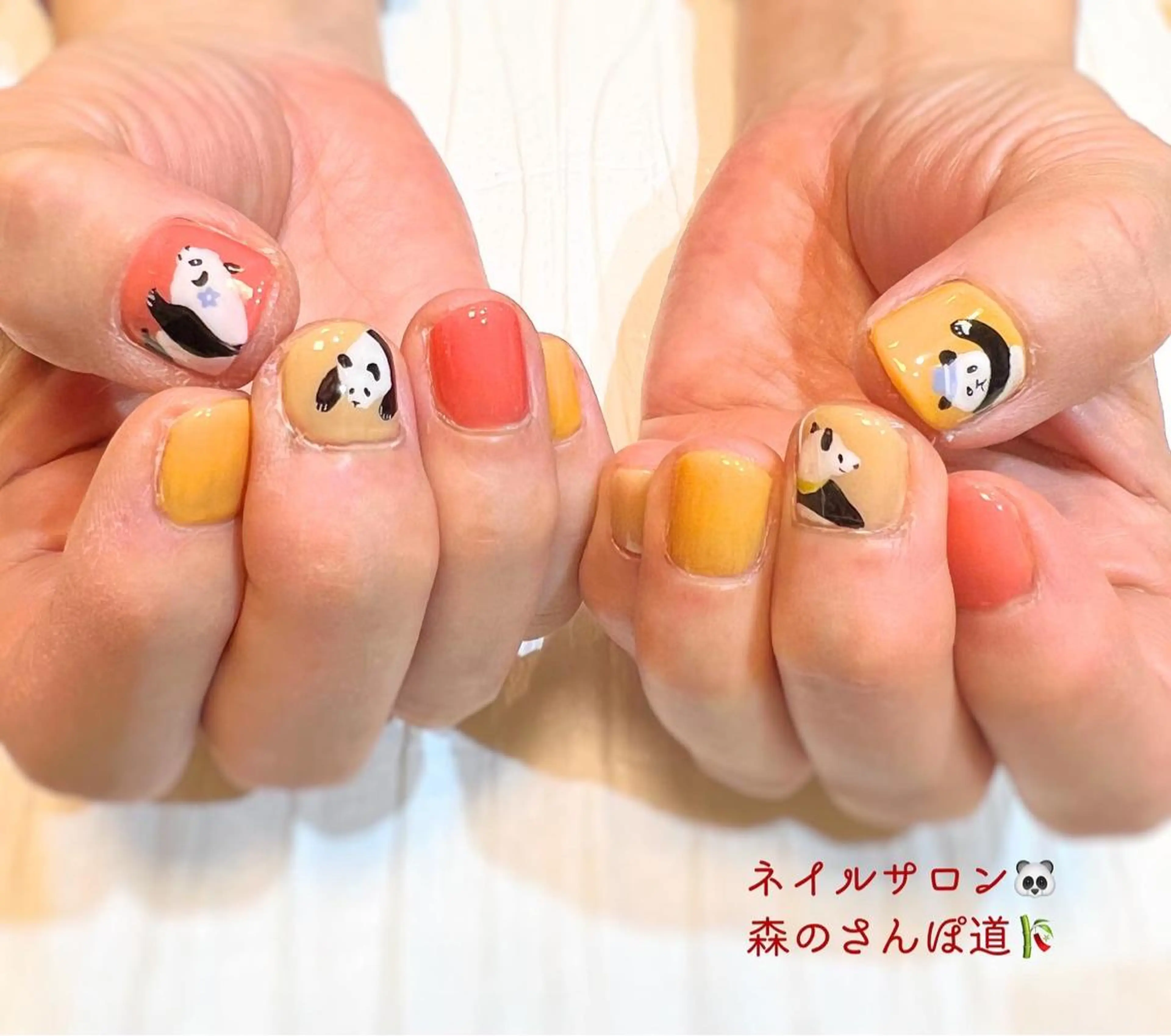 ネイル ハンドネイル ショートネイル 森のさんぽ道のネイルデザイン