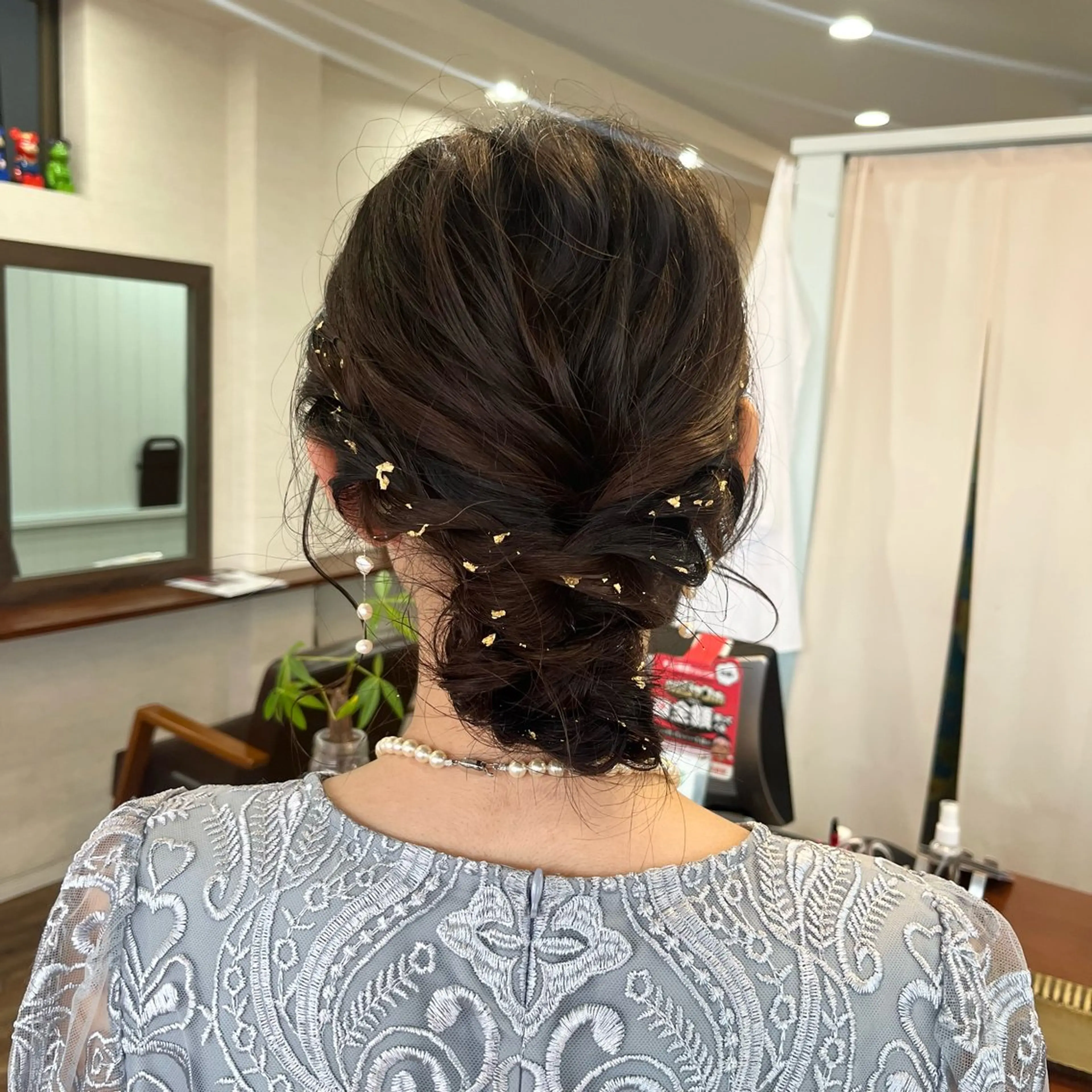 セミロング ヘアアレンジ 堀谷 彩花のヘアスタイル