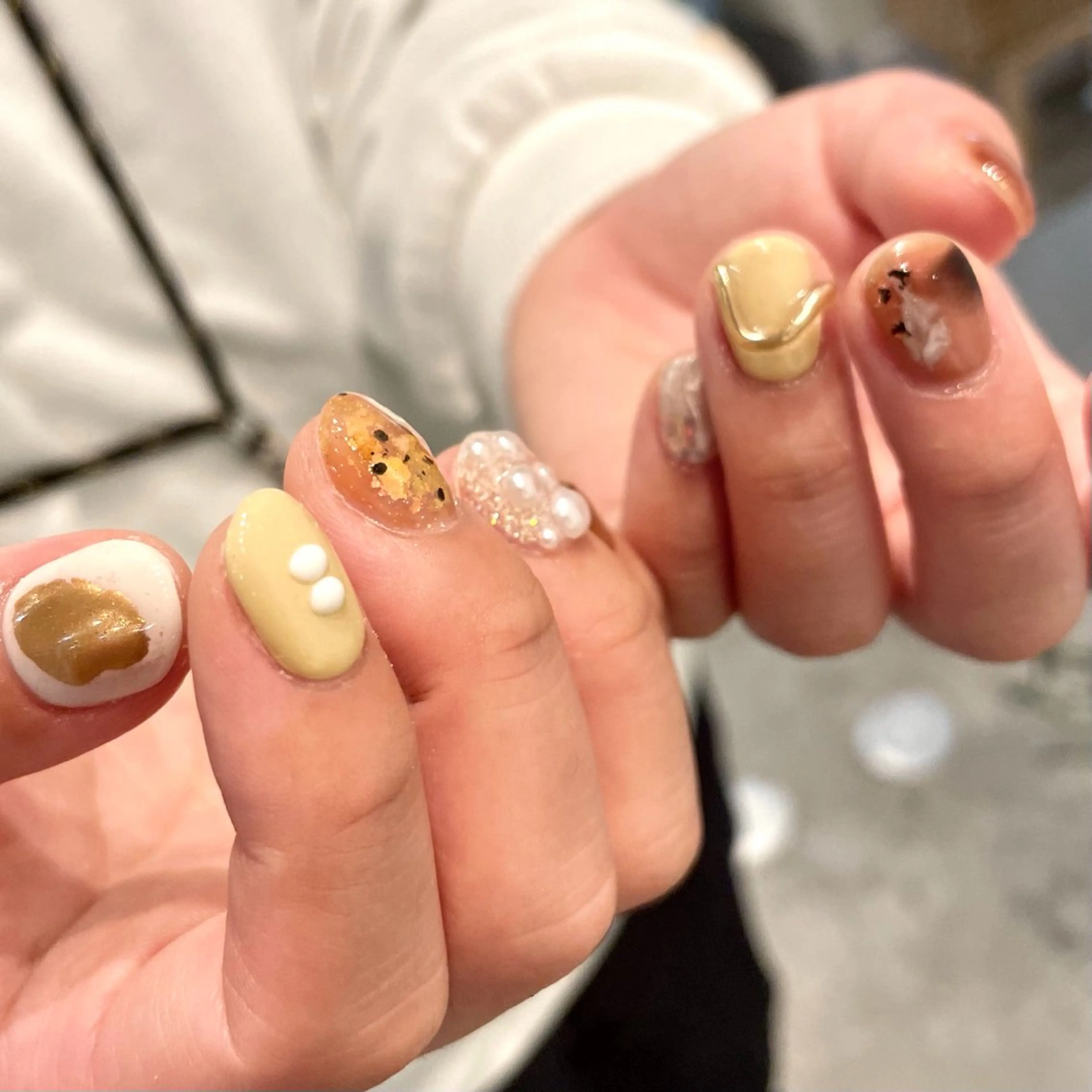 ショート m kaori𓃟のネイルデザイン