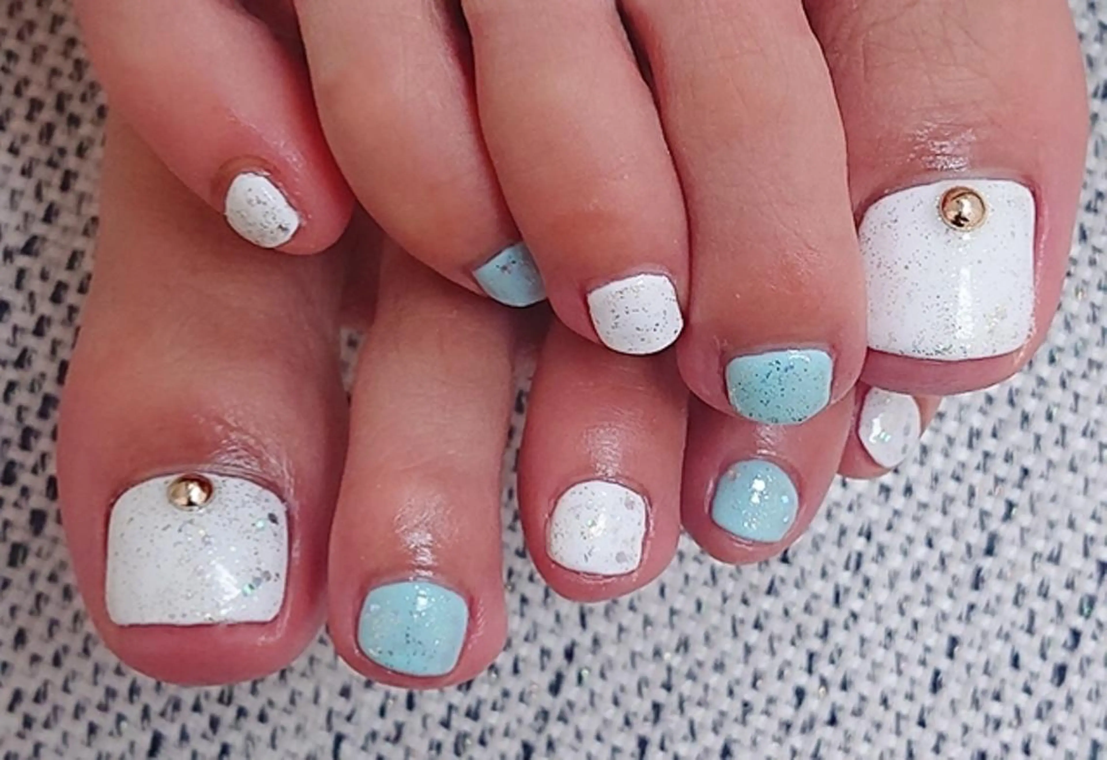 ネイル 🍒当日もOK🍒 𝑳𝑼𝑵𝑨花井のネイルデザイン