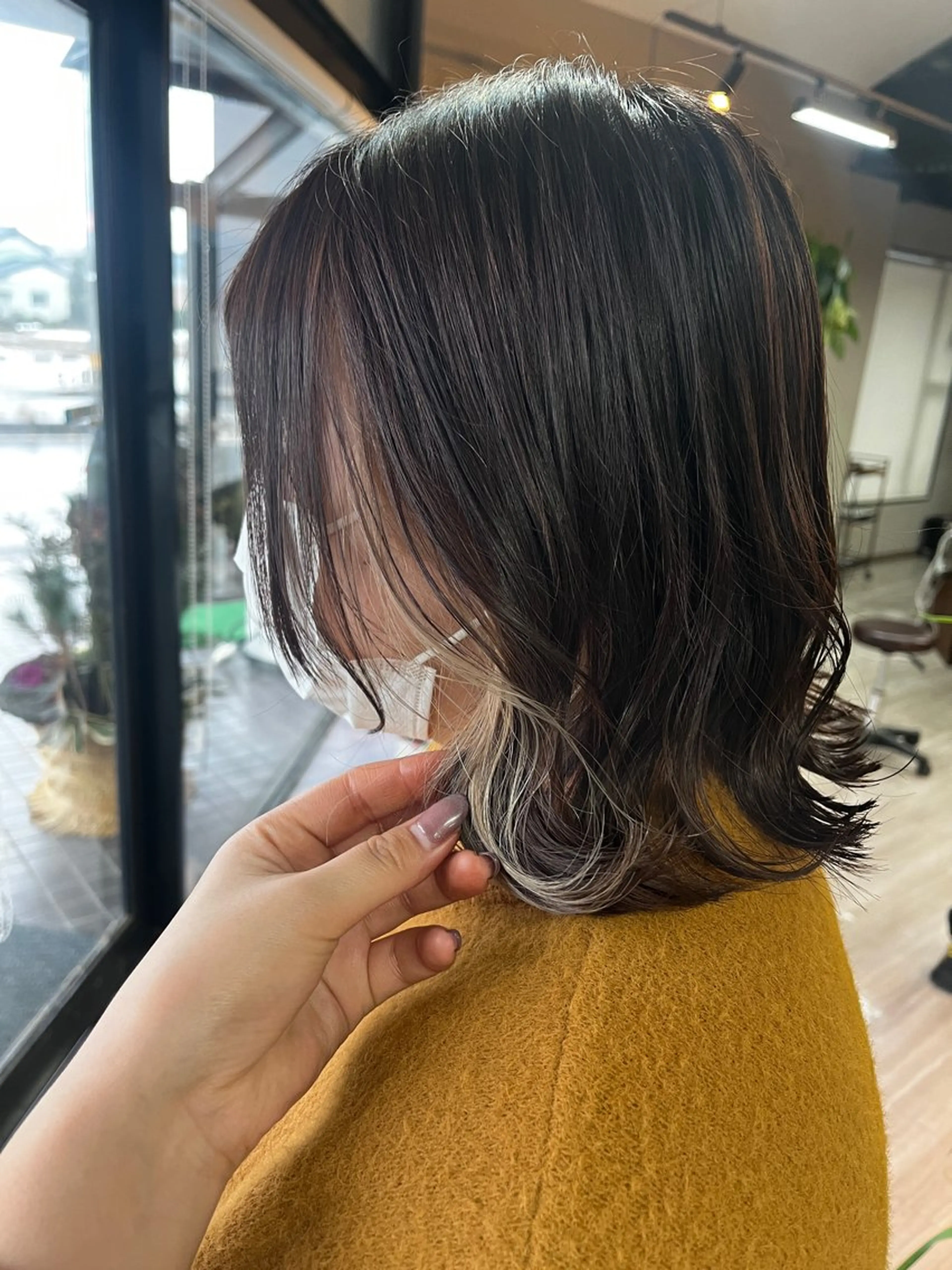 ミディアム alu yuinaのヘアスタイル