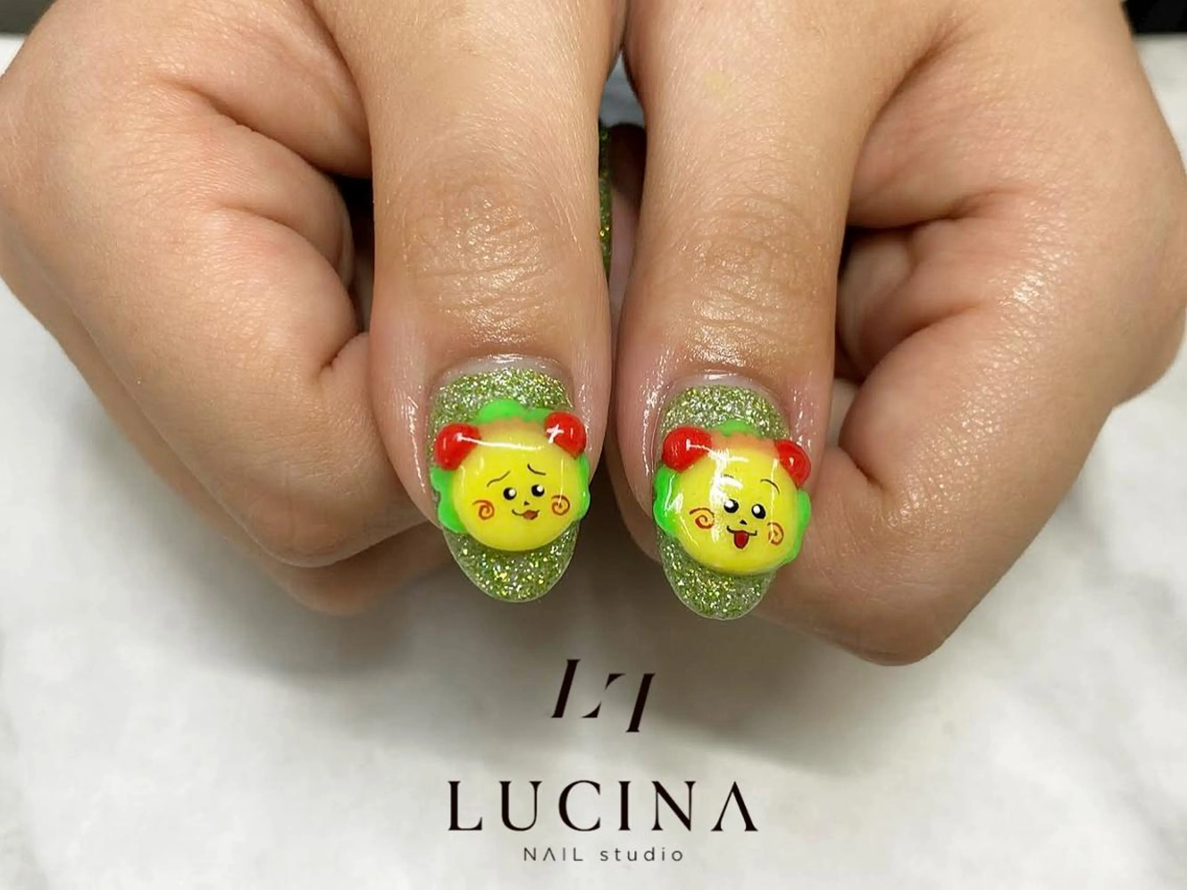 ネイル アートネイル 成人式 ジェルネイル パラジェル ネイルチップ 新橋 ルキナ スタッフのネイルデザイン