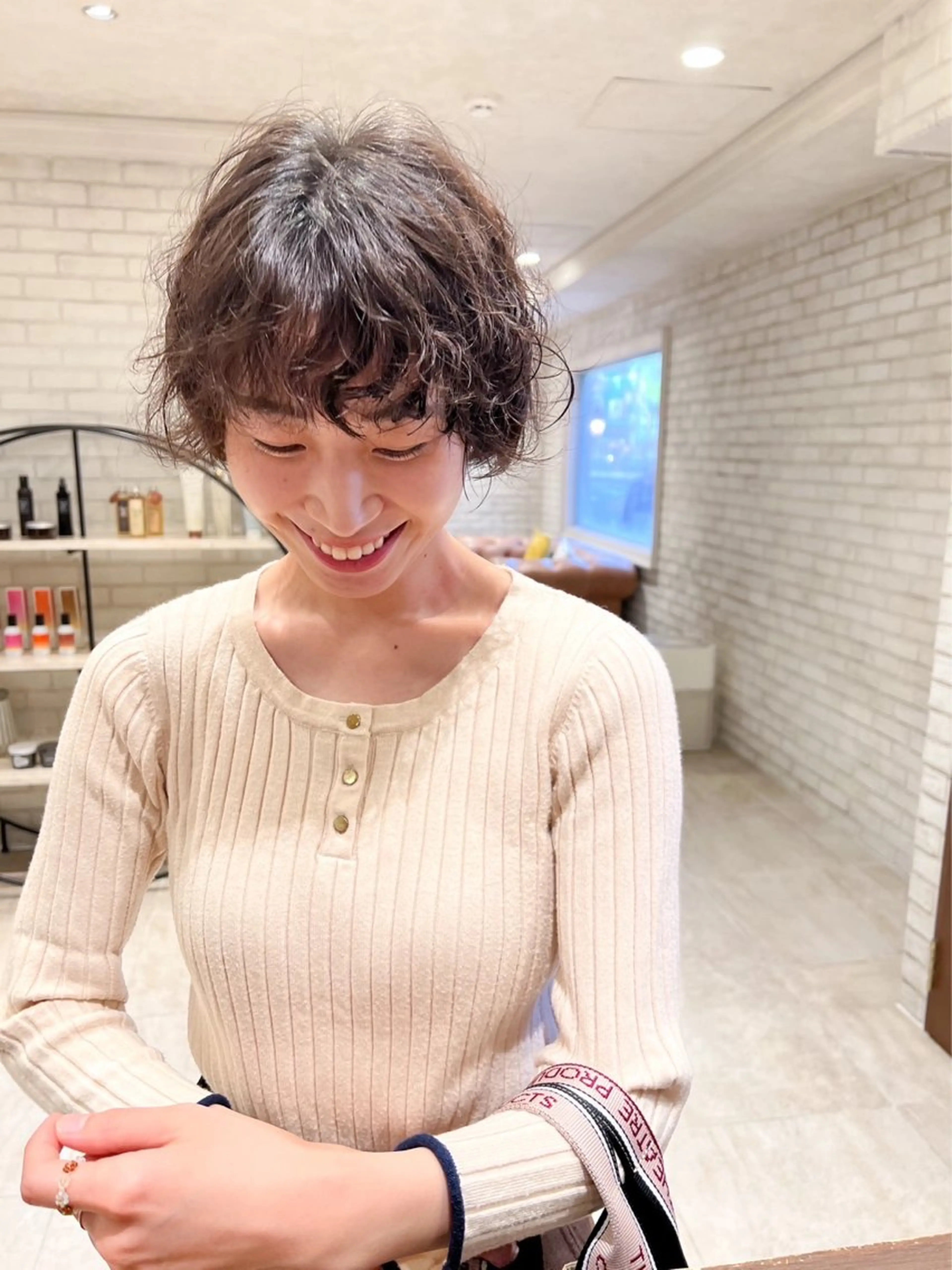 ショート パーマ 橘 ゆきののヘアスタイル