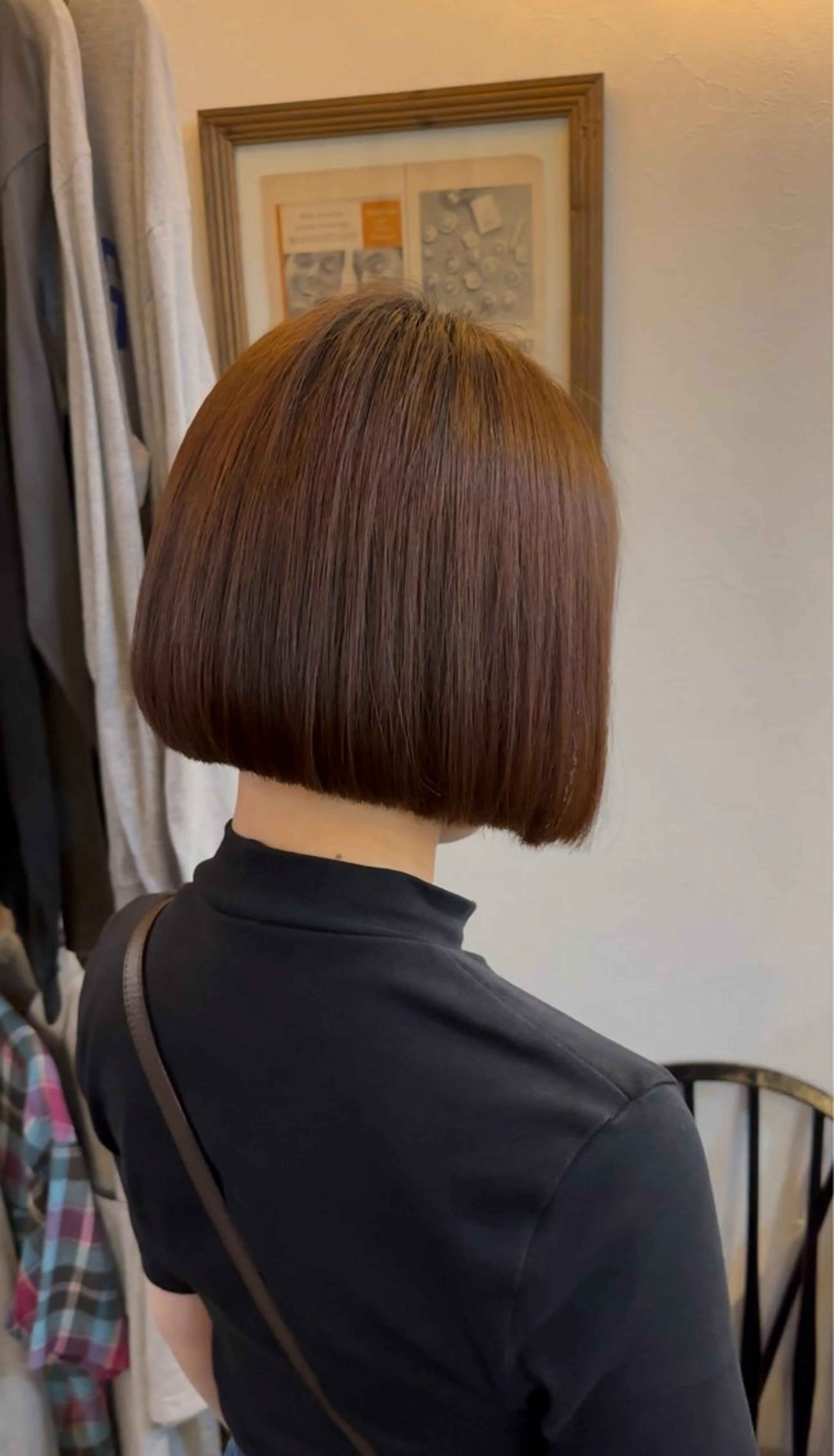 ミディアム ボブ 縮毛矯正 岩村 夏姫のヘアスタイル