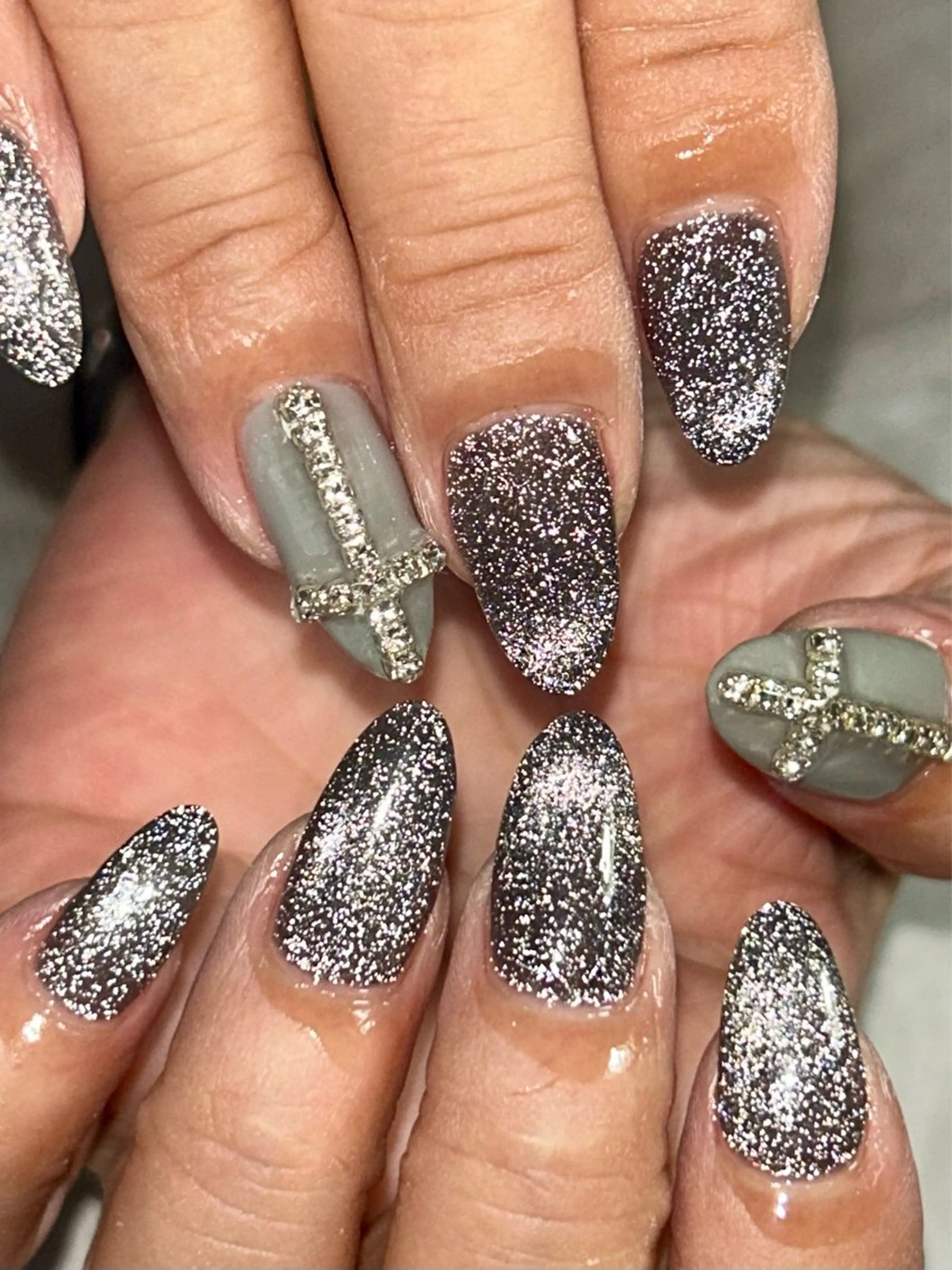 ネイル REBEST Tommyのネイルデザイン