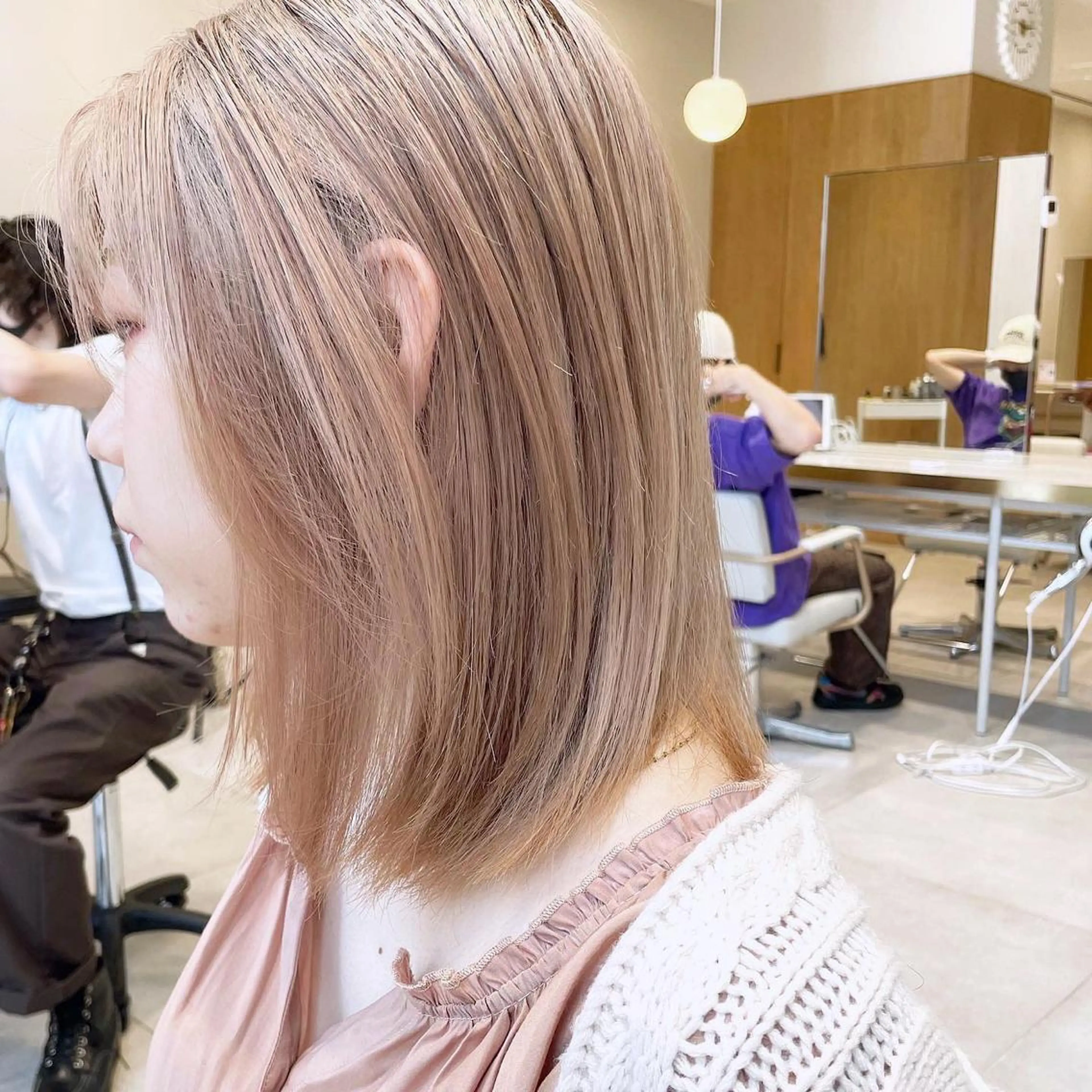ミディアム ヘアカラー トリートメント ヘアセット レイヤー専門家 ダブルカラー修のヘアスタイル