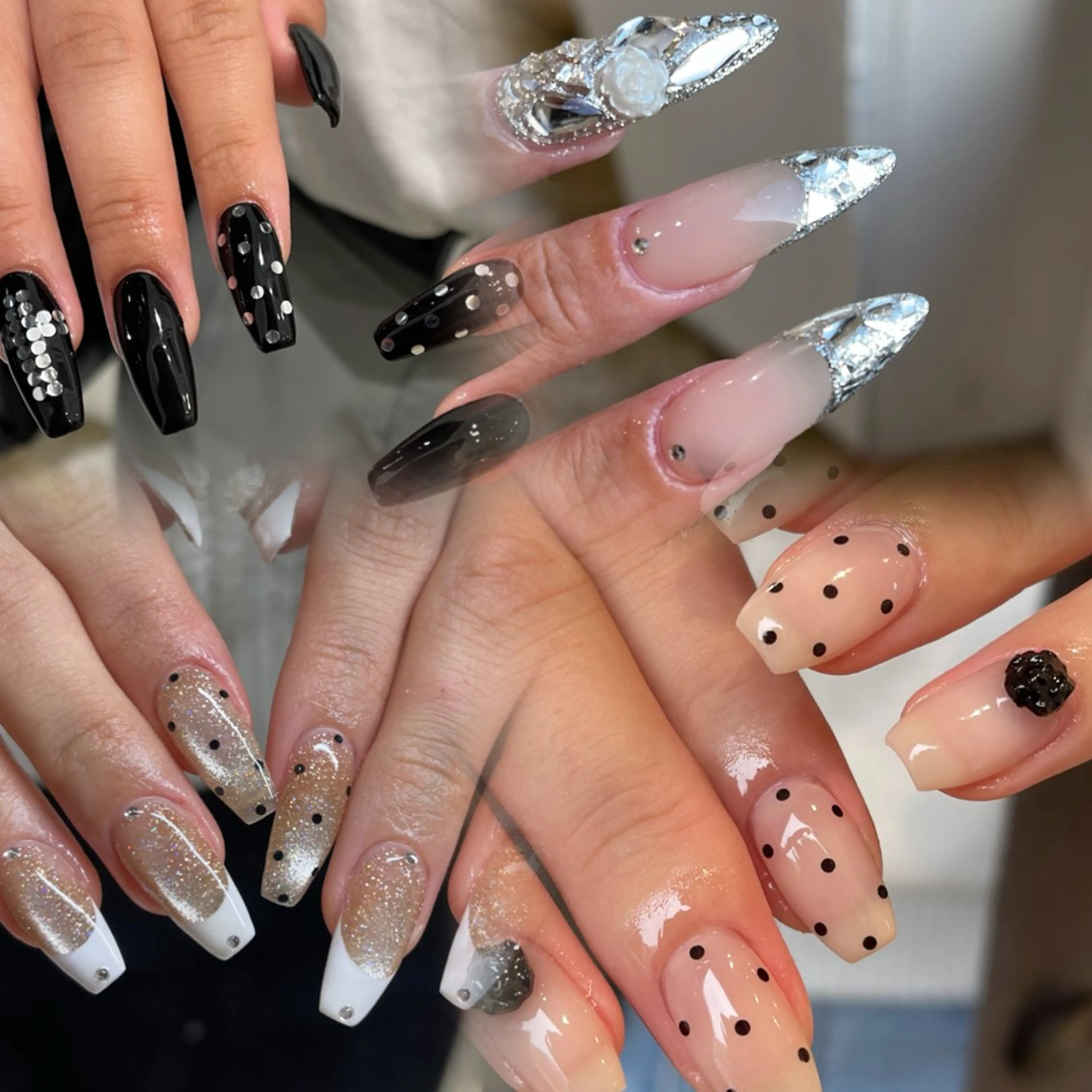 【オフ無し】🌸新生活応援価格🌸アート１２０分やり放題　¥7,300→¥6,500の写真