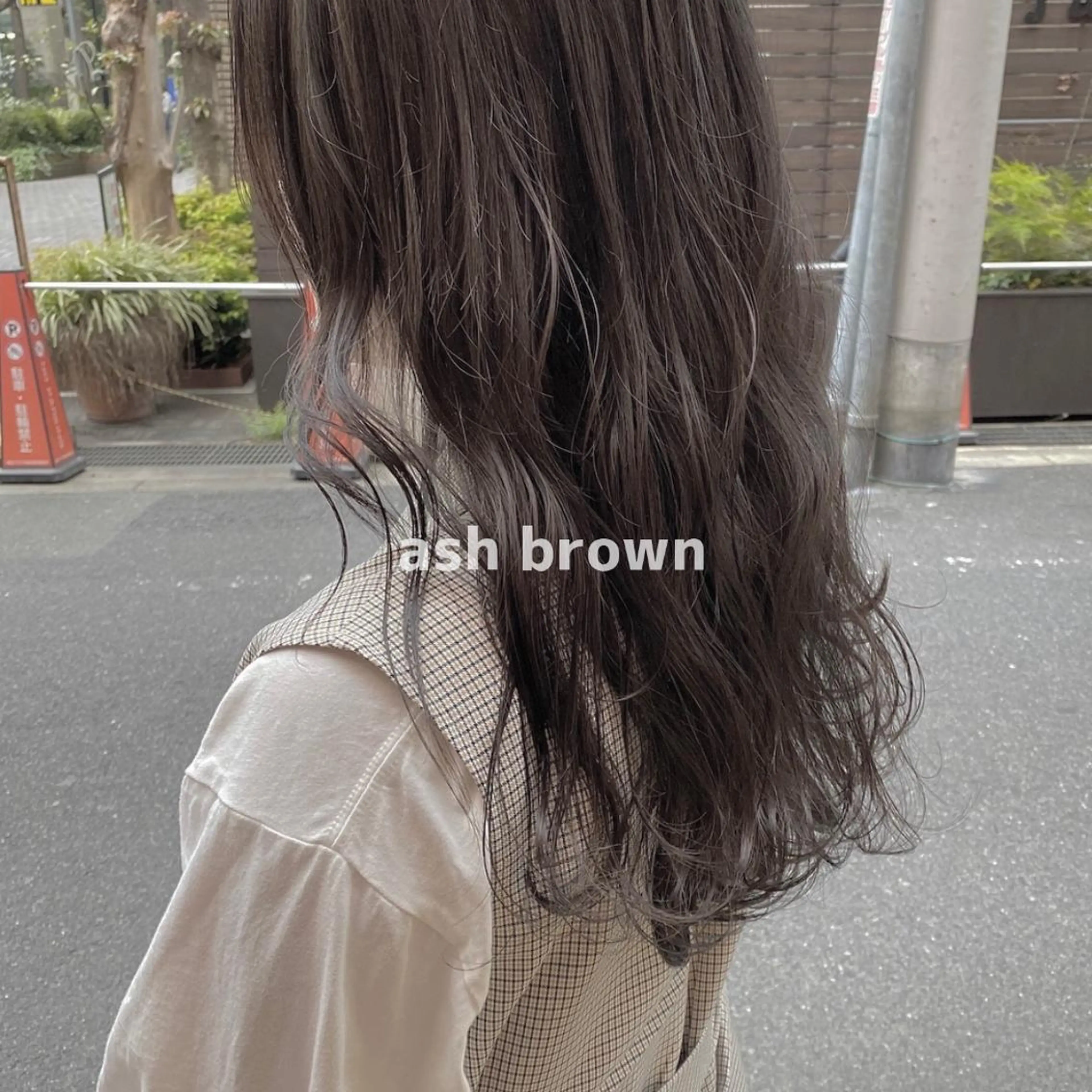 セミロング カラー CLUTCH天王寺 西藤遥河のヘアスタイル