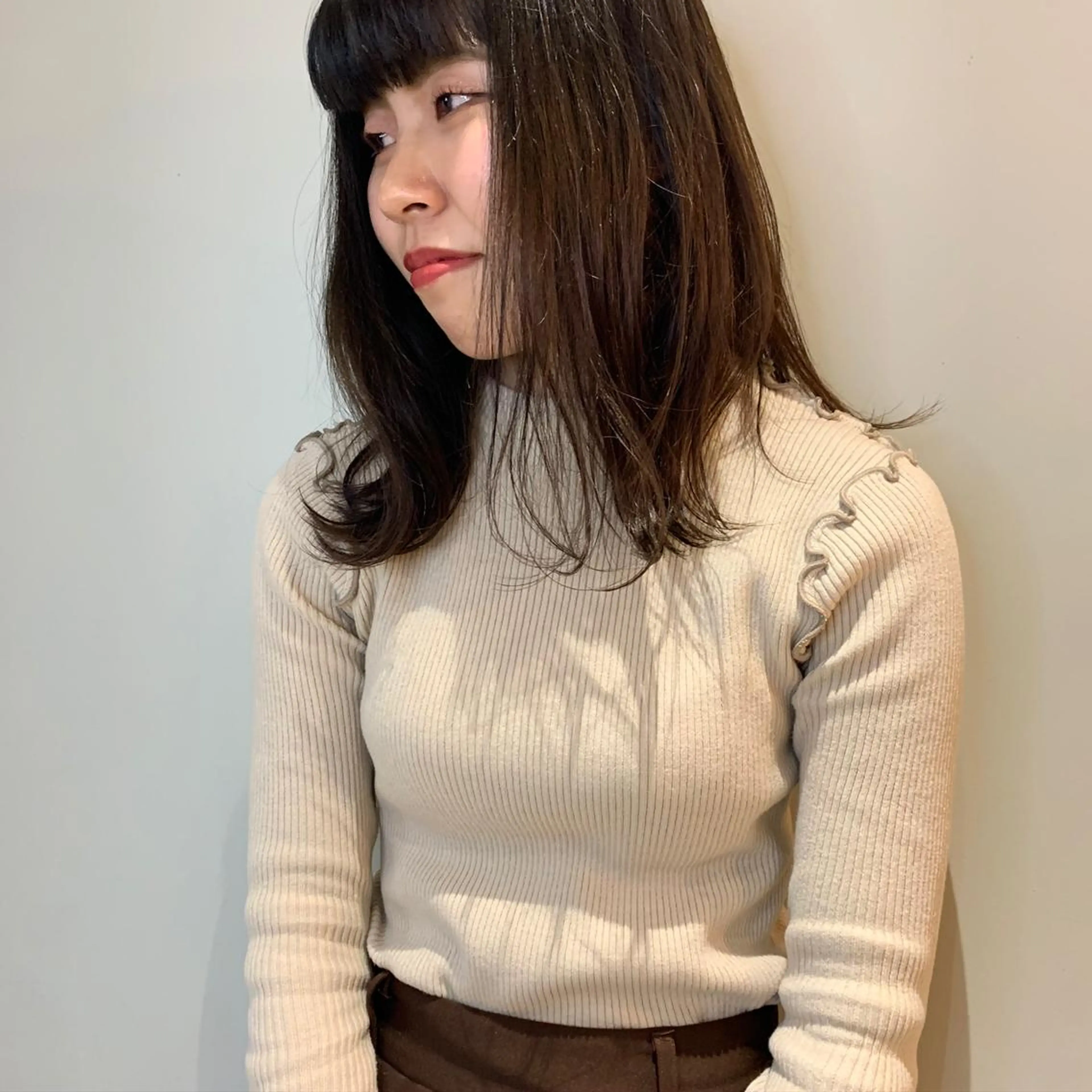 ミディアム カラー ベージュカラー ミディアムパーマ /癖毛パーマのヘアスタイル