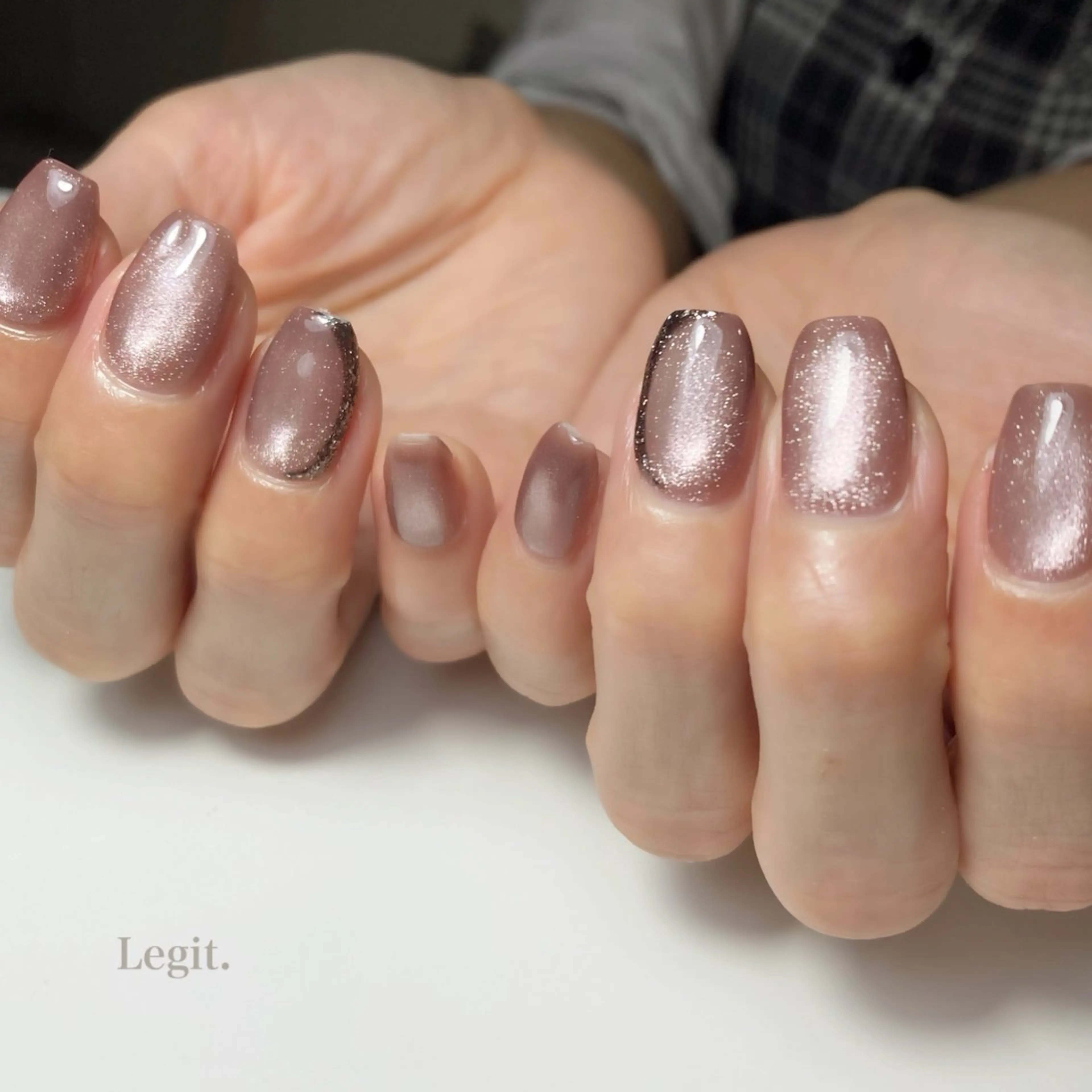 ネイル マグネットネイル Legit nail salonのネイルデザイン