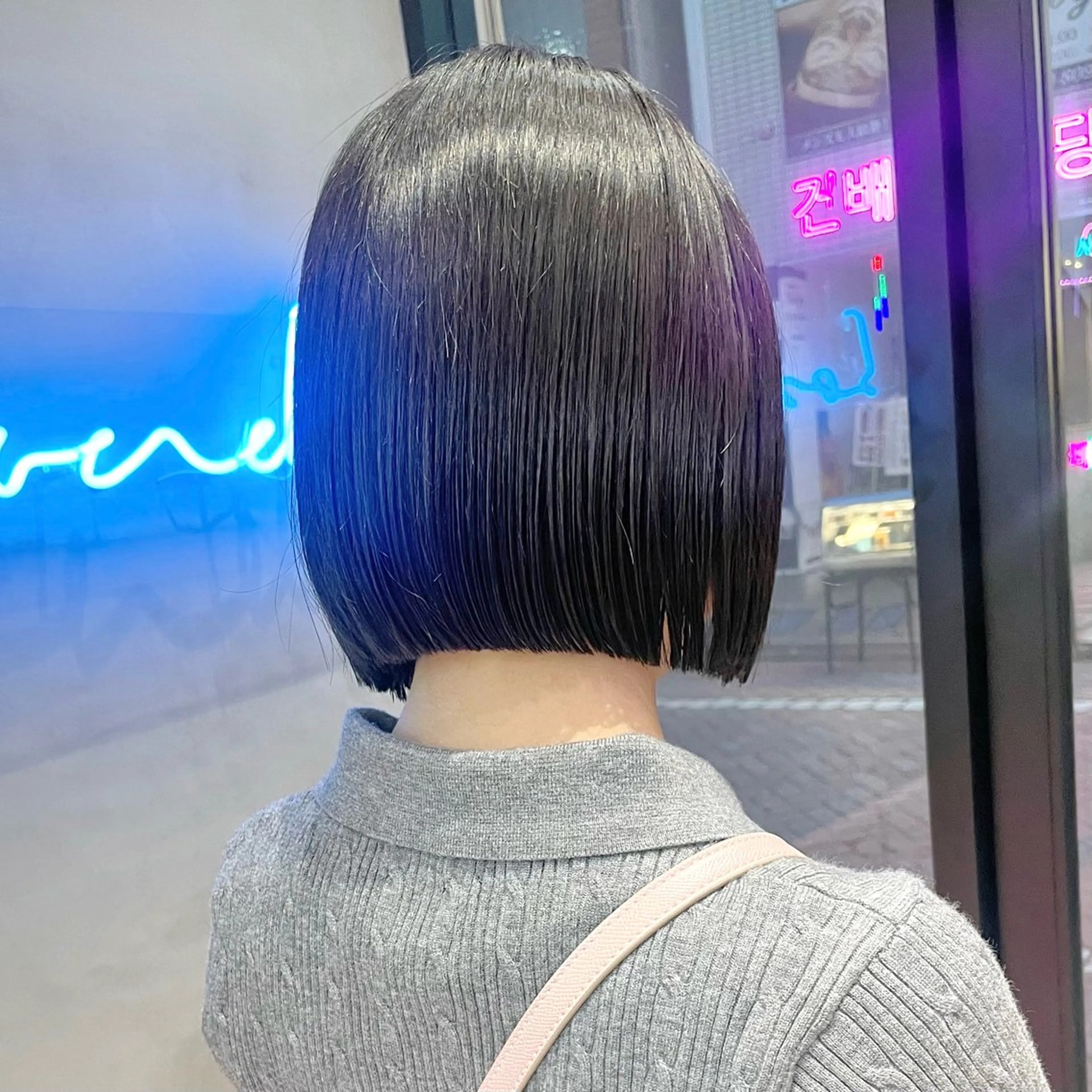 ショート Misaki /ボブ/縮毛矯正のヘアスタイル