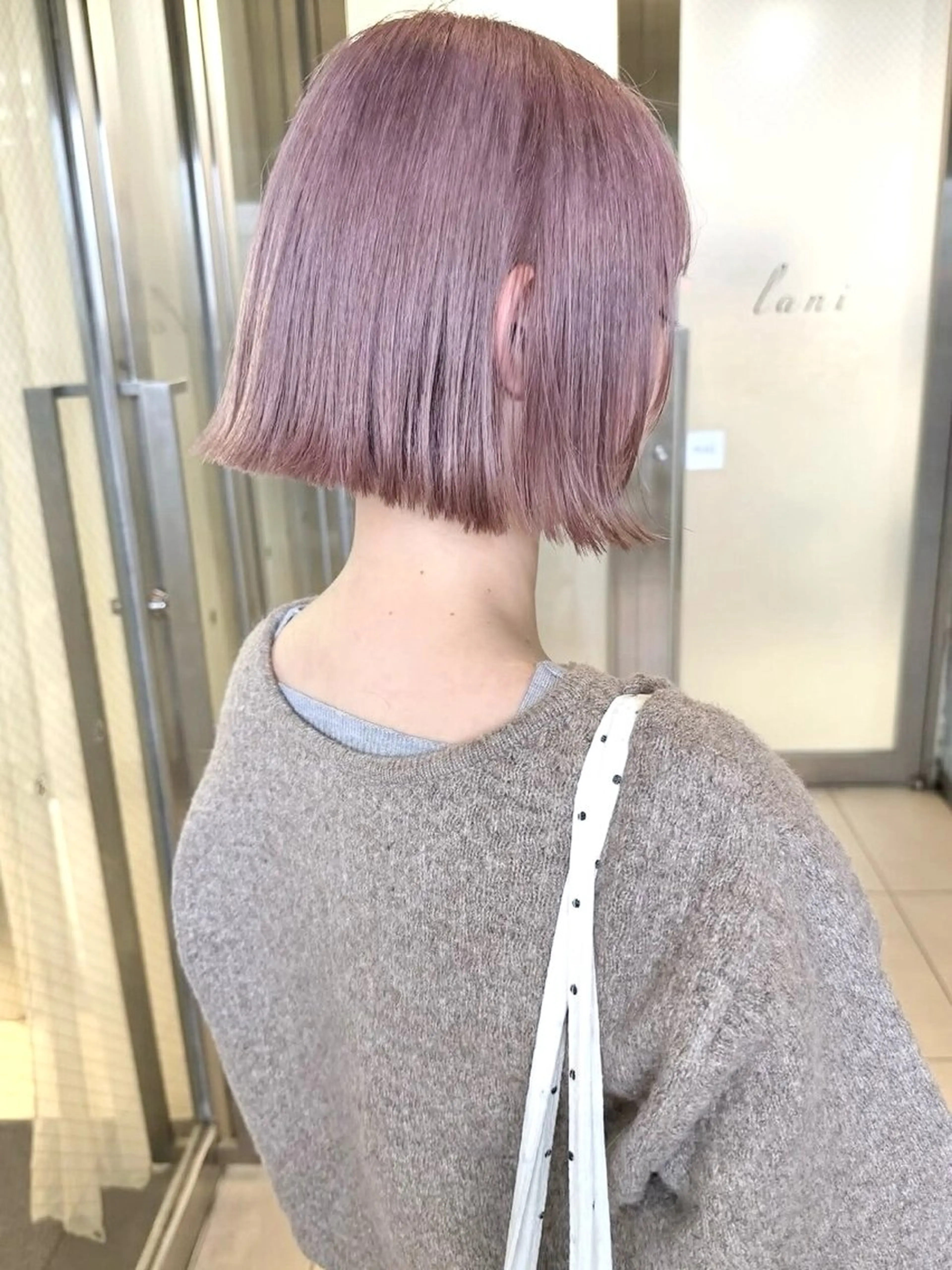 ショート カラー バレイヤージュ ブリーチ ケアブリーチ ハイライトカラー インナーカラー カット ヘアカラー トリートメント lani ブリーチ /ダブルカラーのヘアスタイル