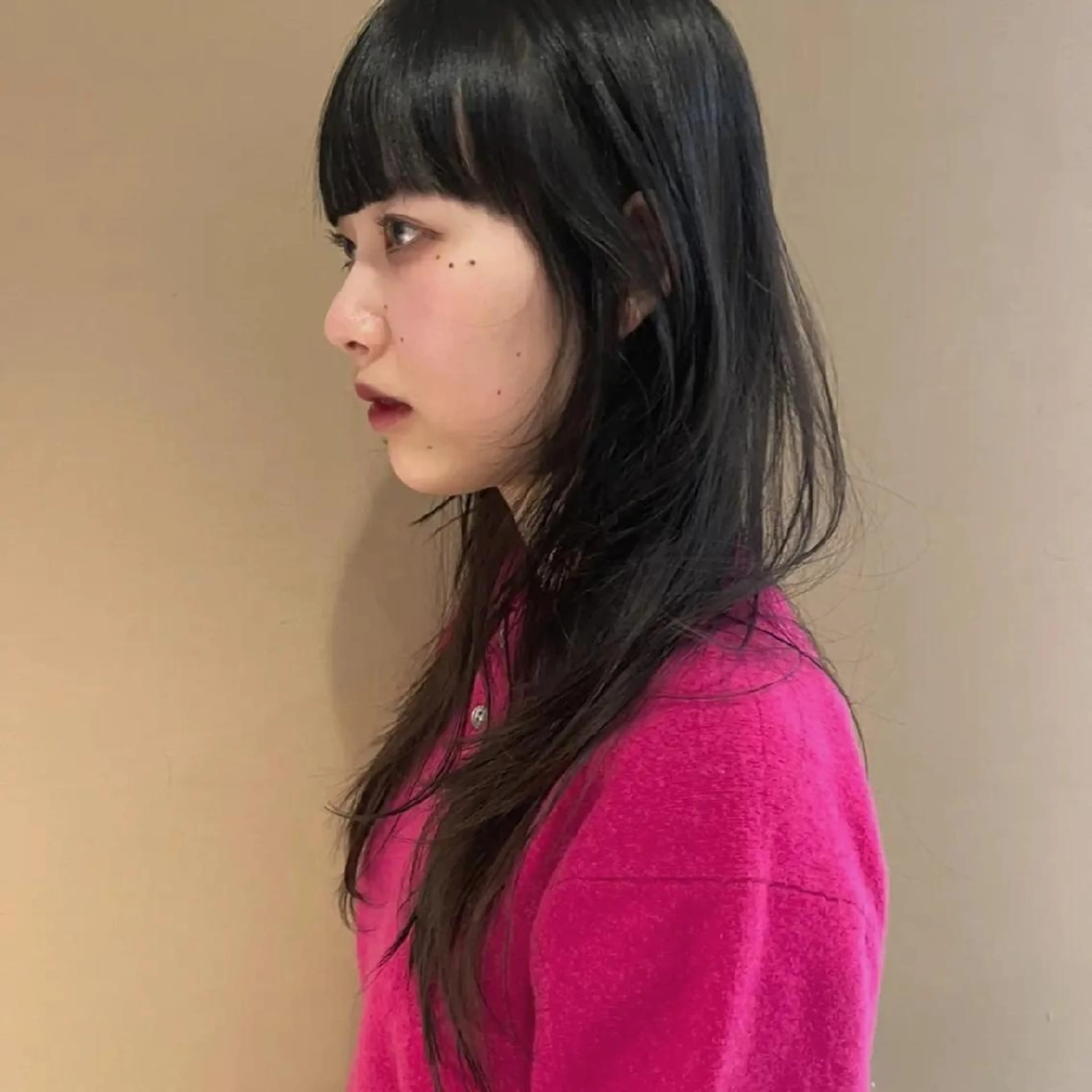 ロング ハッシュカット 韓国レイヤー　 suzuのヘアスタイル