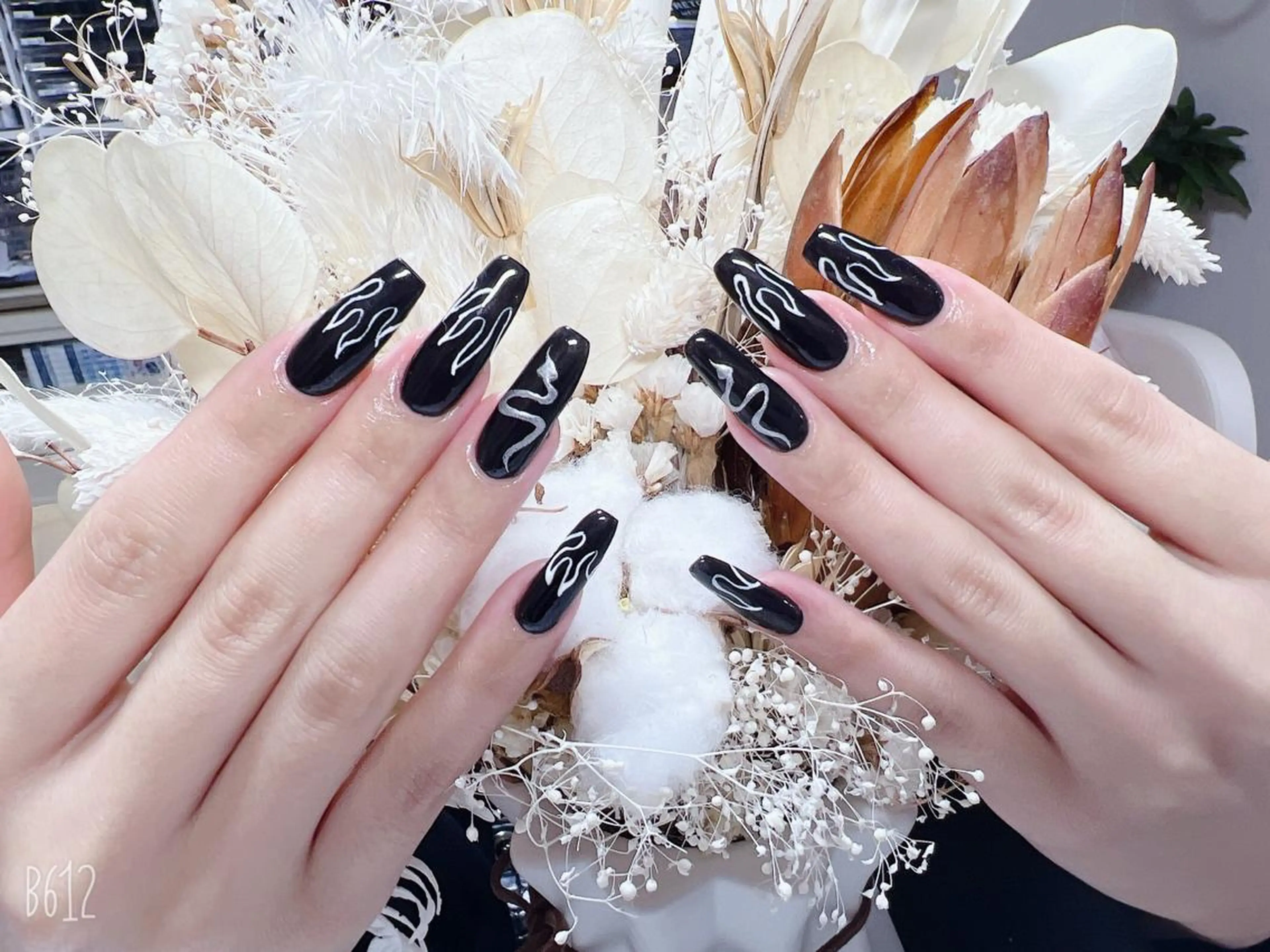 ネイル ハンドネイル M🌷nail 長さだし専門店のネイルデザイン