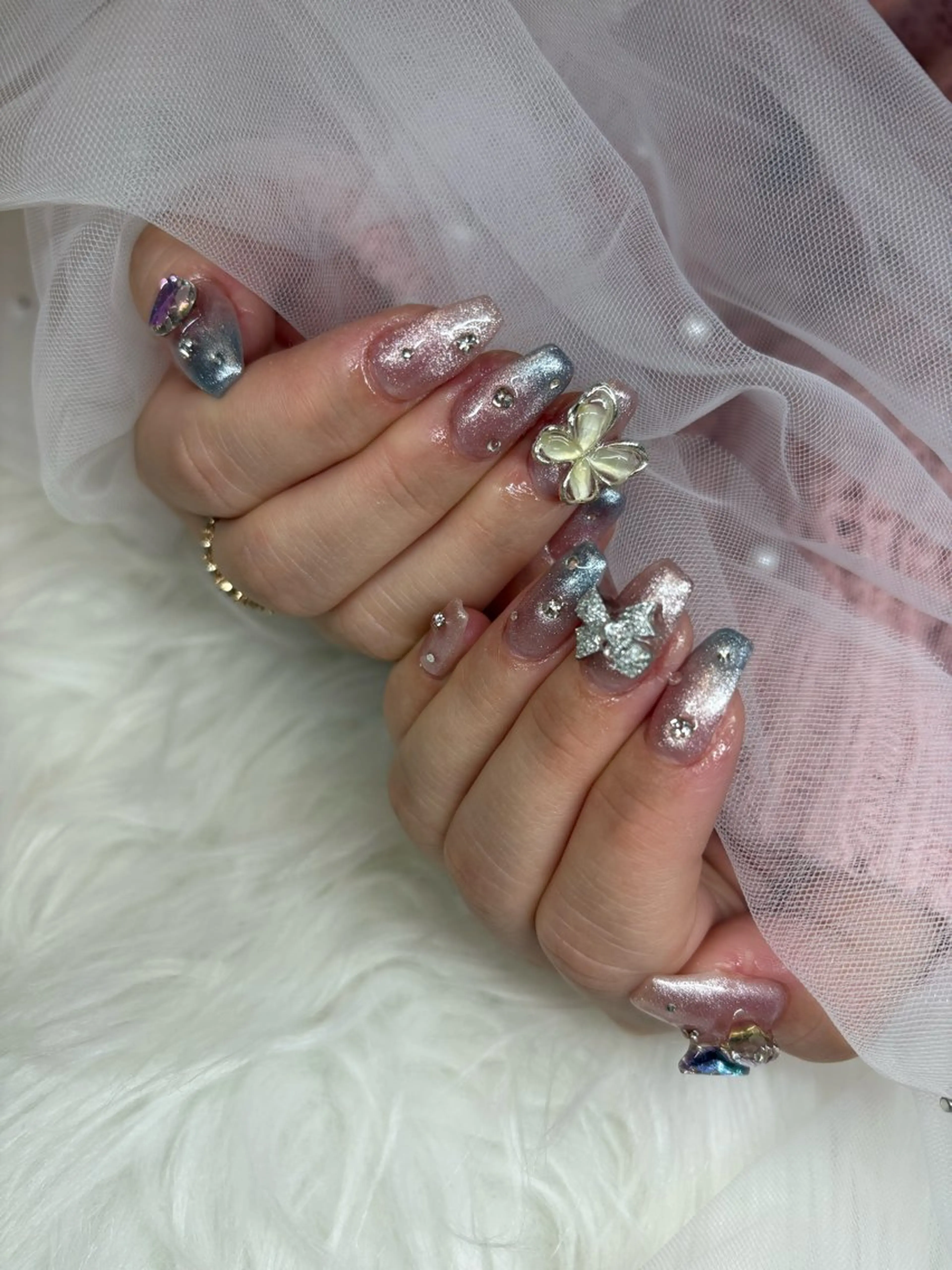 ネイル toyvenail 🖤enaのネイルデザイン