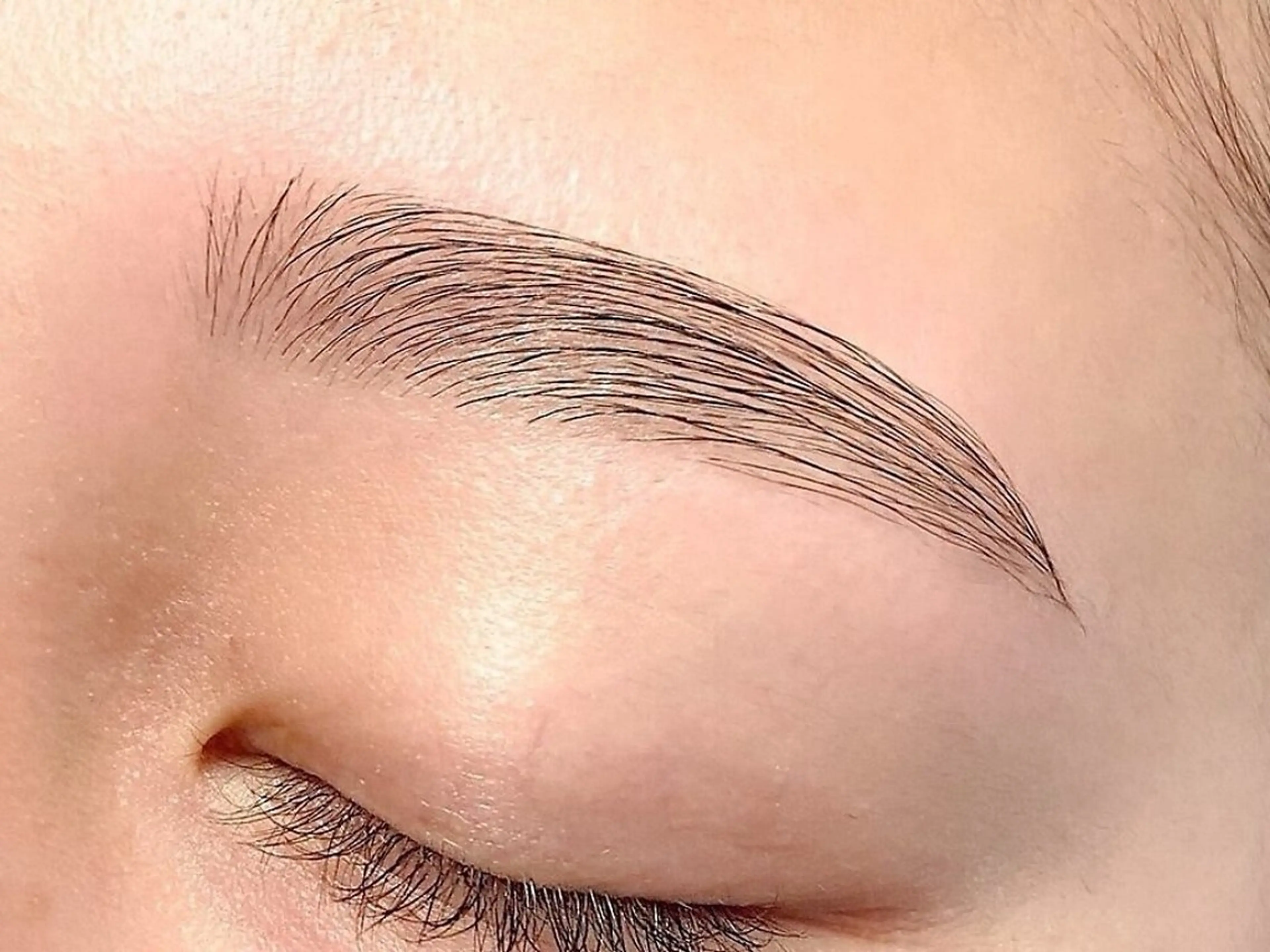 アイブロウ 森山 奈保子の眉毛・アイブロウイメージ