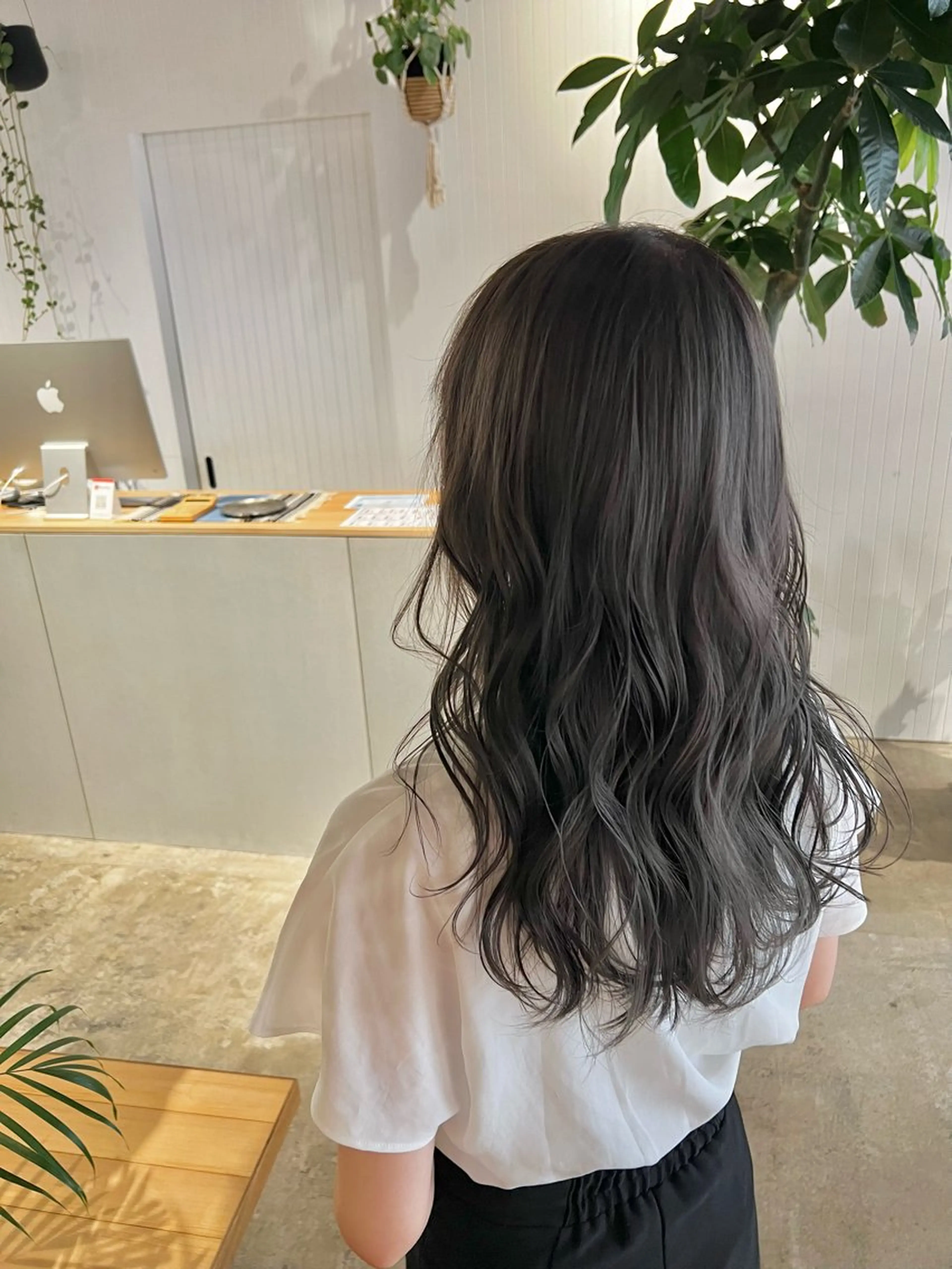 ミディアム カット ヘアカラー トリートメント Kazusa/艶髪 /ハイトーン🌈のヘアスタイル