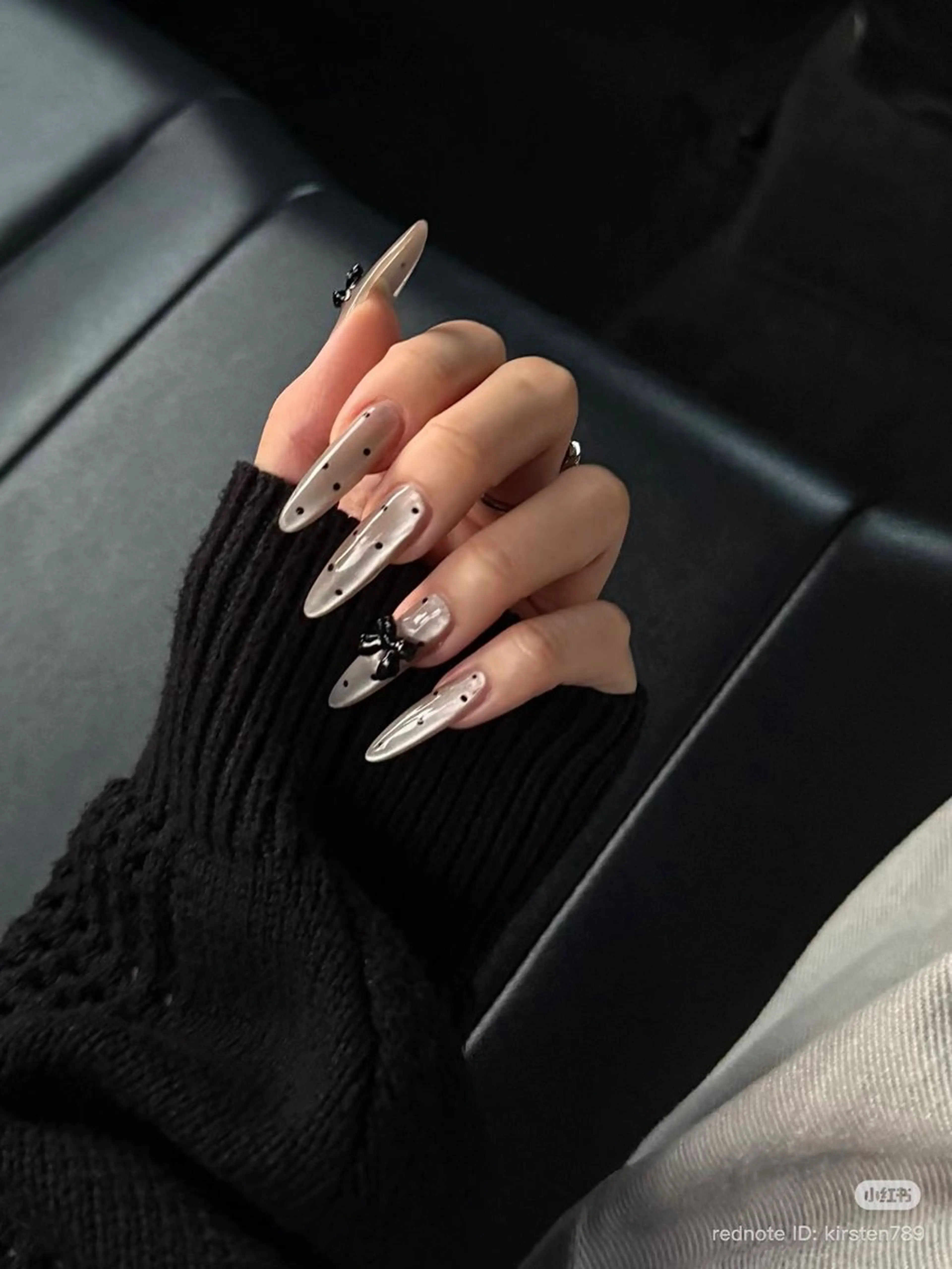 ネイル フレンチネイル キラキラネイル 韓国ネイル シンプルネイル ワンホンネイル ハンドネイル MEI Nailのネイルデザイン