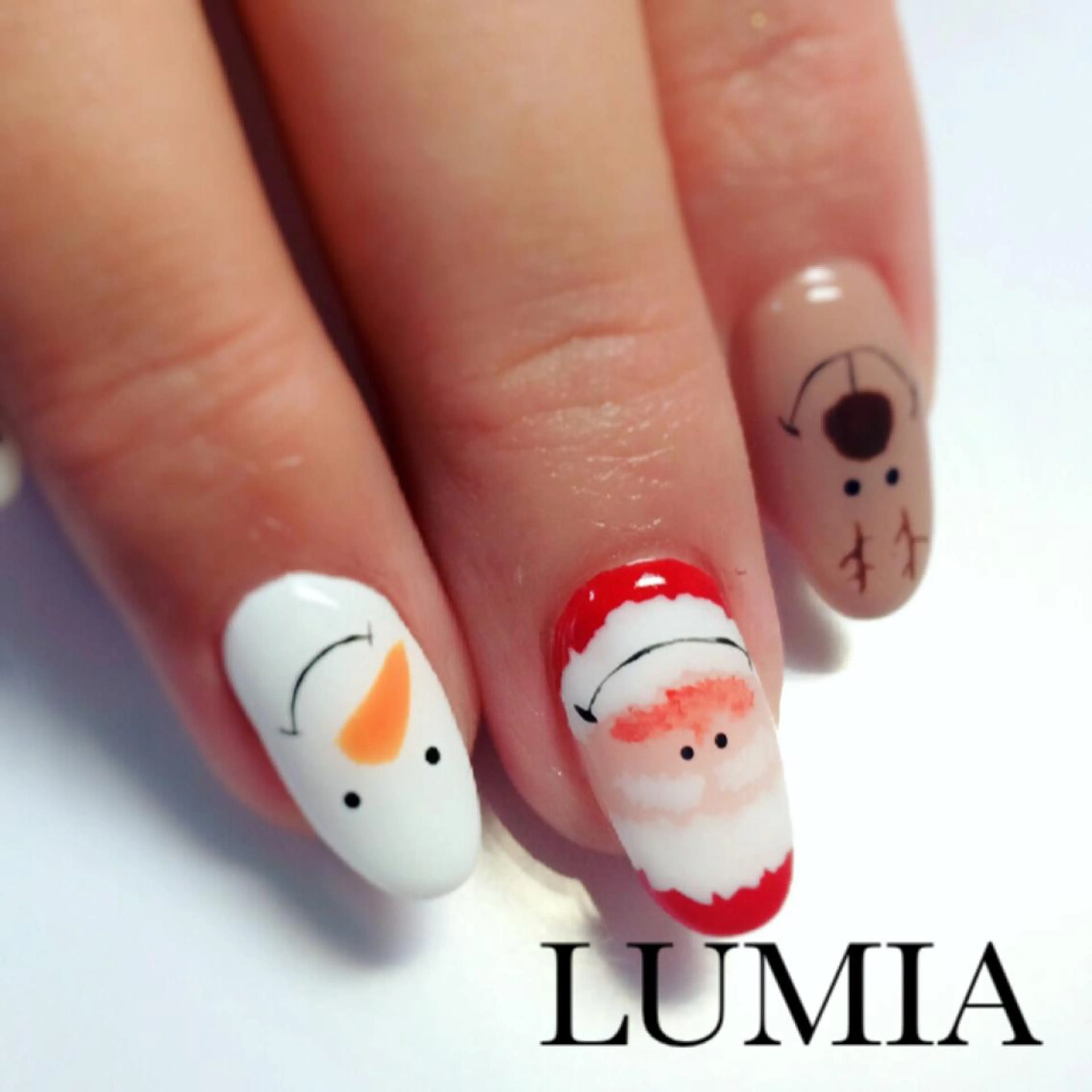 ネイル Emu Nailのネイルデザイン