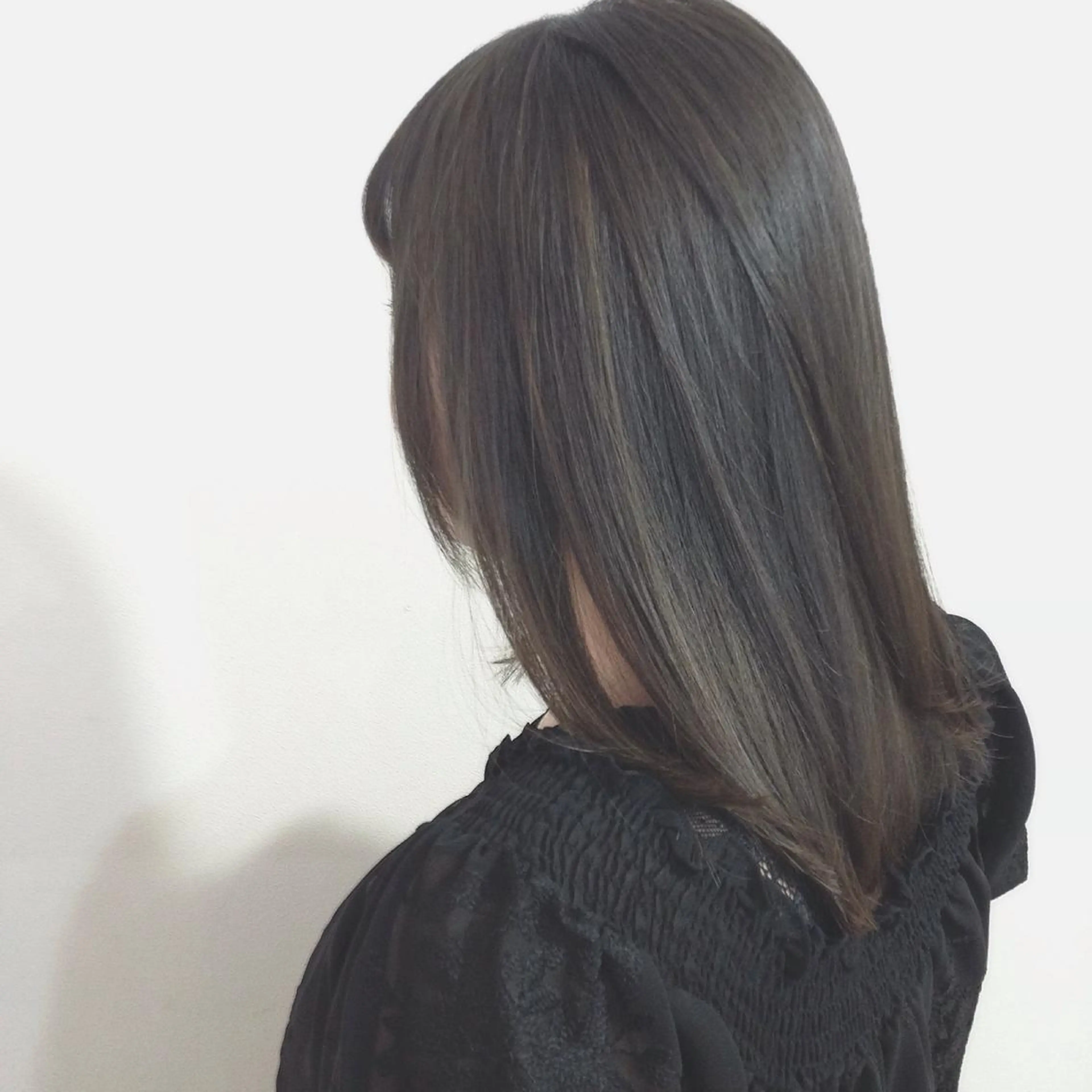 セミロング カラー ハイライトカラー ハイライト 💎髪質改善💎 デザイナーshinのヘアスタイル