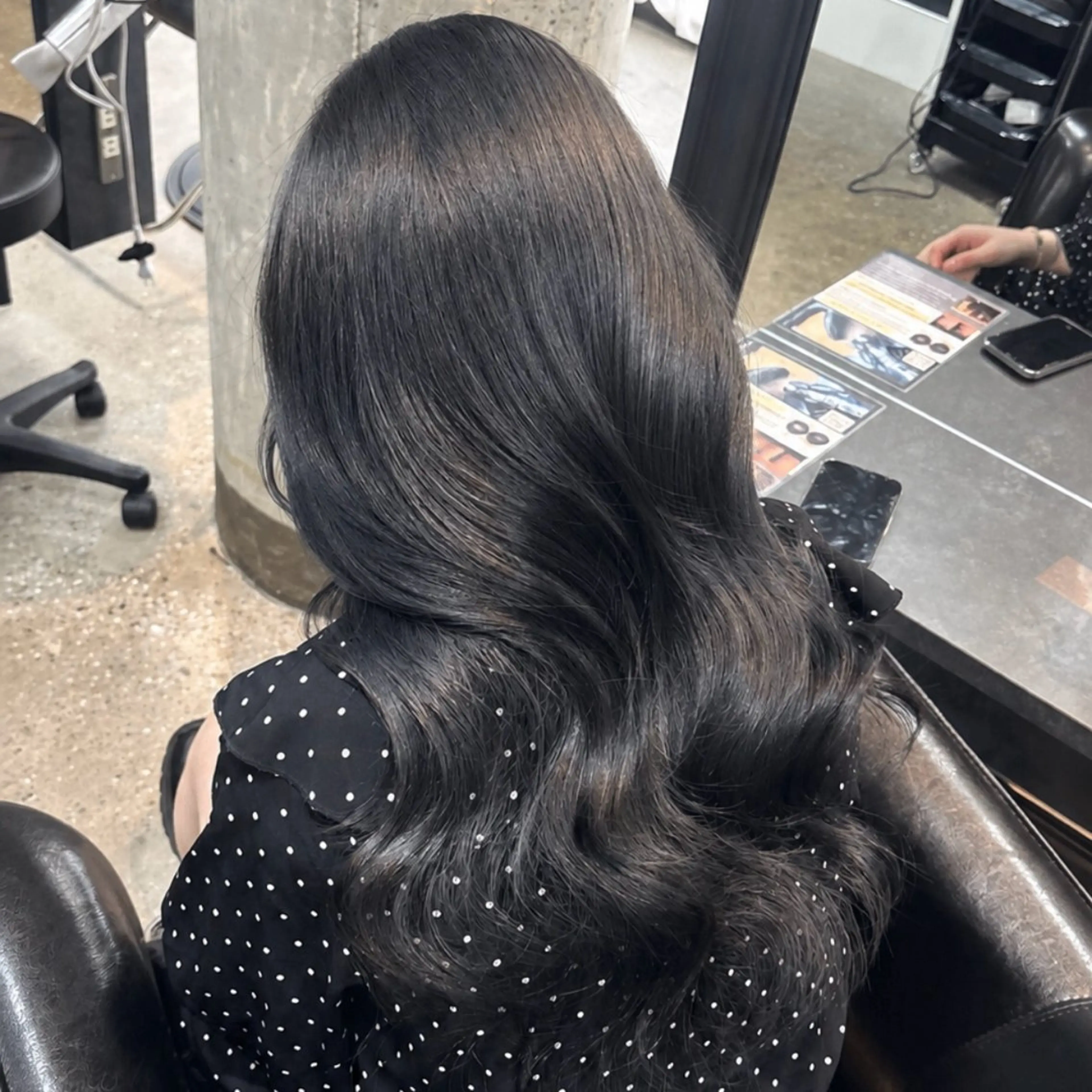 セミロング ヘアカラー トリートメント ヘアセット 艶髪カラー・髪質改善 ストレートAsunaのヘアスタイル