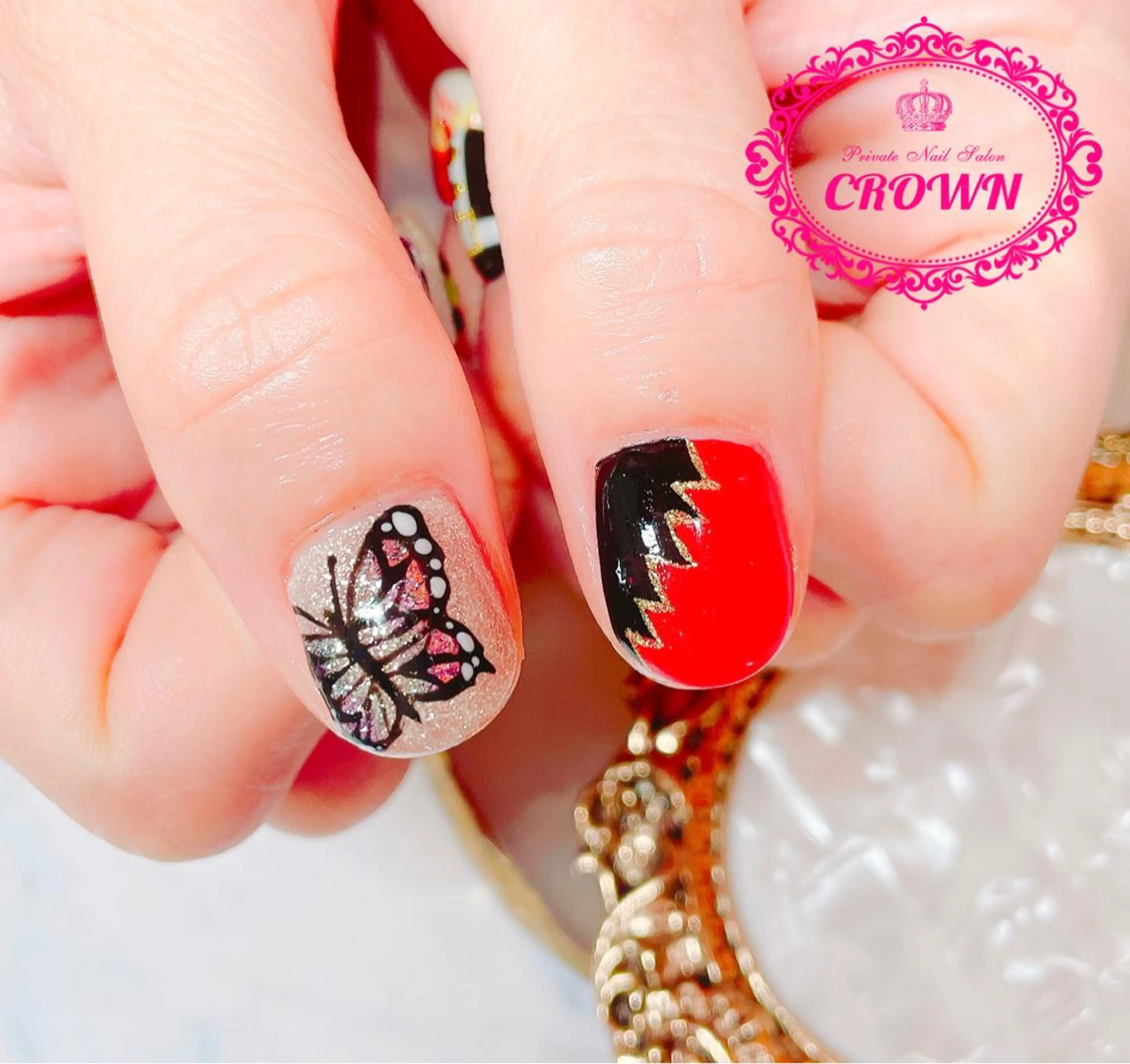 ネイル CROWN プライベートサロンのネイルデザイン