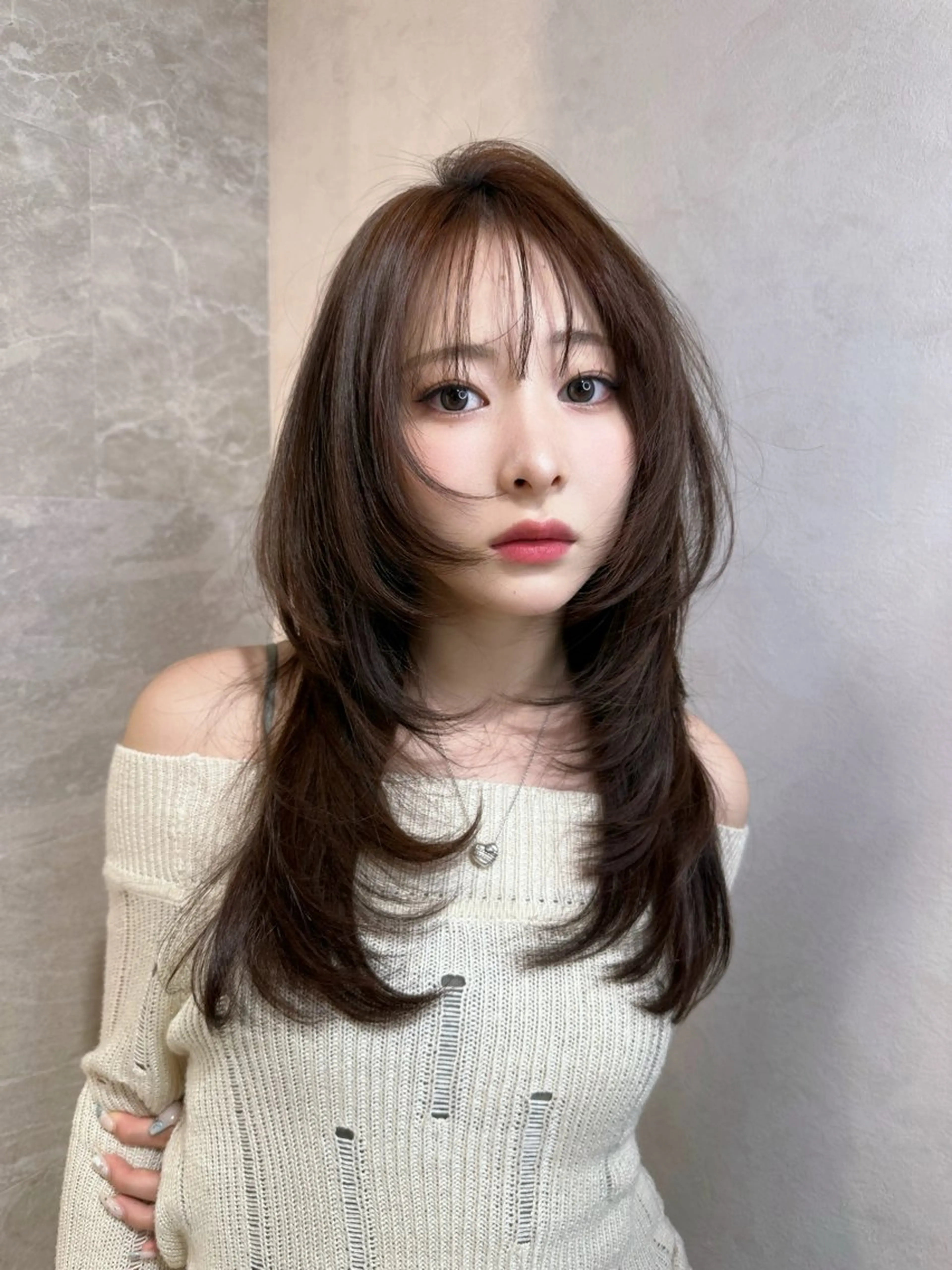 ロング カラー 顔まわりレイヤー 顔周りカット 韓国風ヘア レイヤーカット 小顔カット レイヤー/艶髪/ 髪質改善/YUYAのヘアスタイル