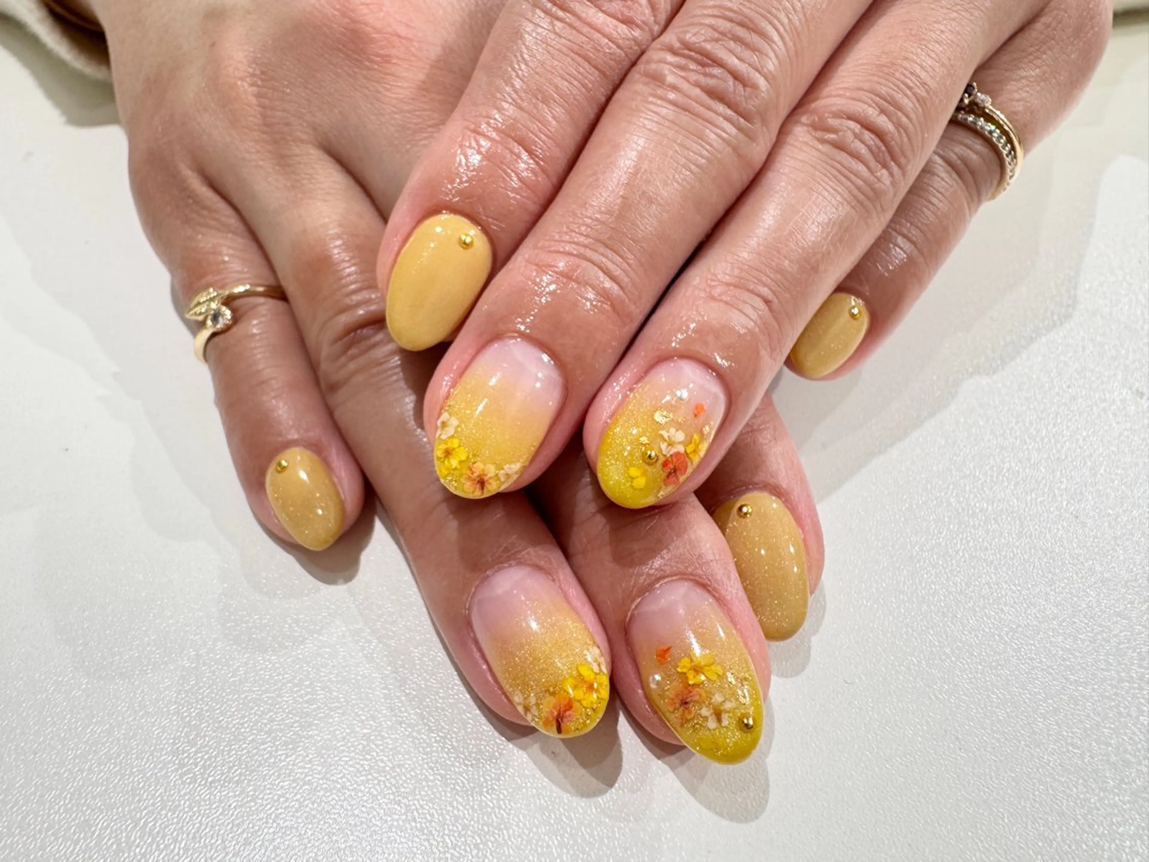 ネイル 🩵NORIKO 上品ネイルが得意🩵のネイルデザイン