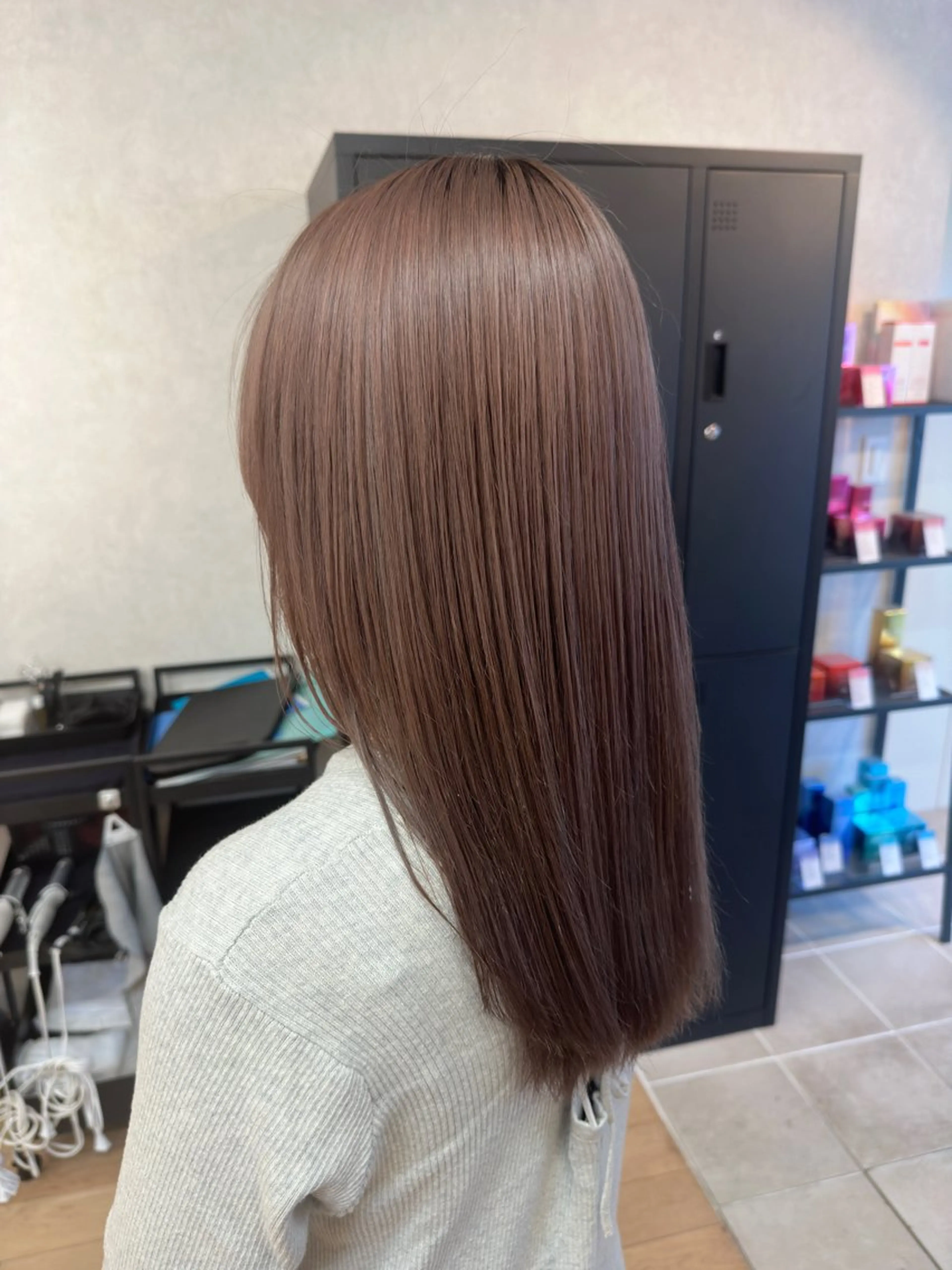 ロング カラー グレージュ ラベンダーカラー ラベンダーグレージュ ラベンダーグレー broocH 清水 駿【デザインカラー】のヘアスタイル