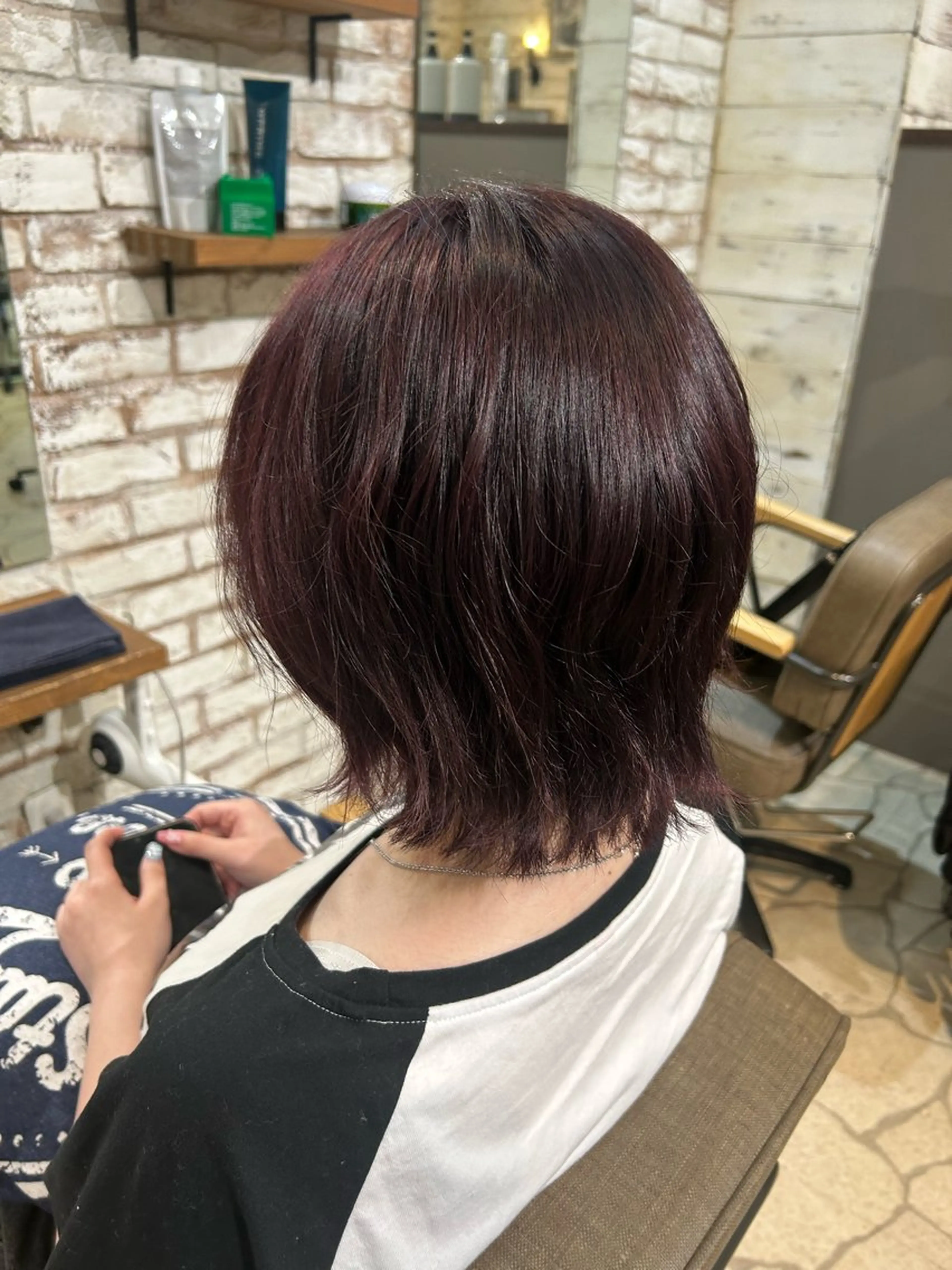 カラー 稲井 裕美のヘアスタイル