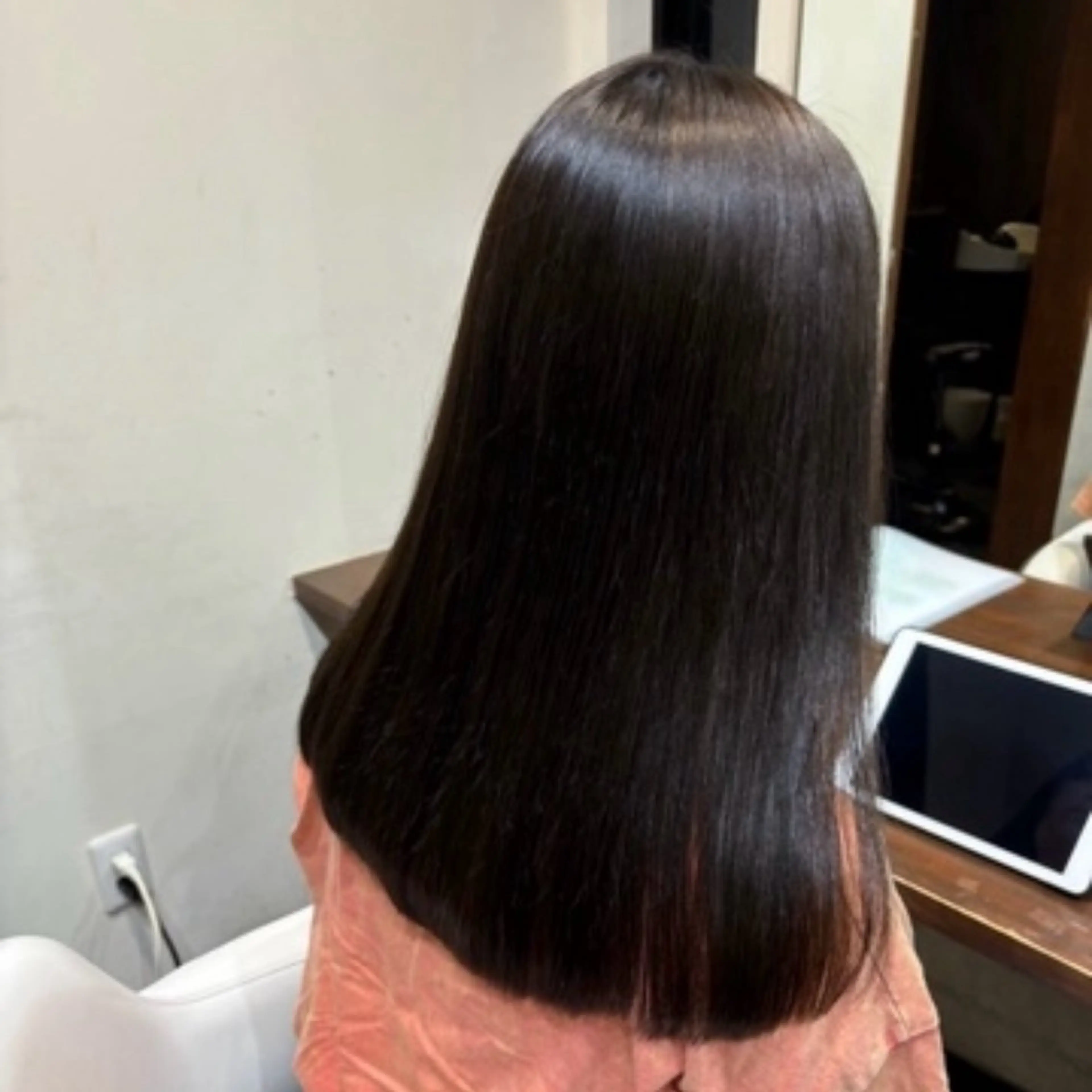 ロング カラー ルプラボウ/中村潤菜 /ボブヘアのヘアスタイル