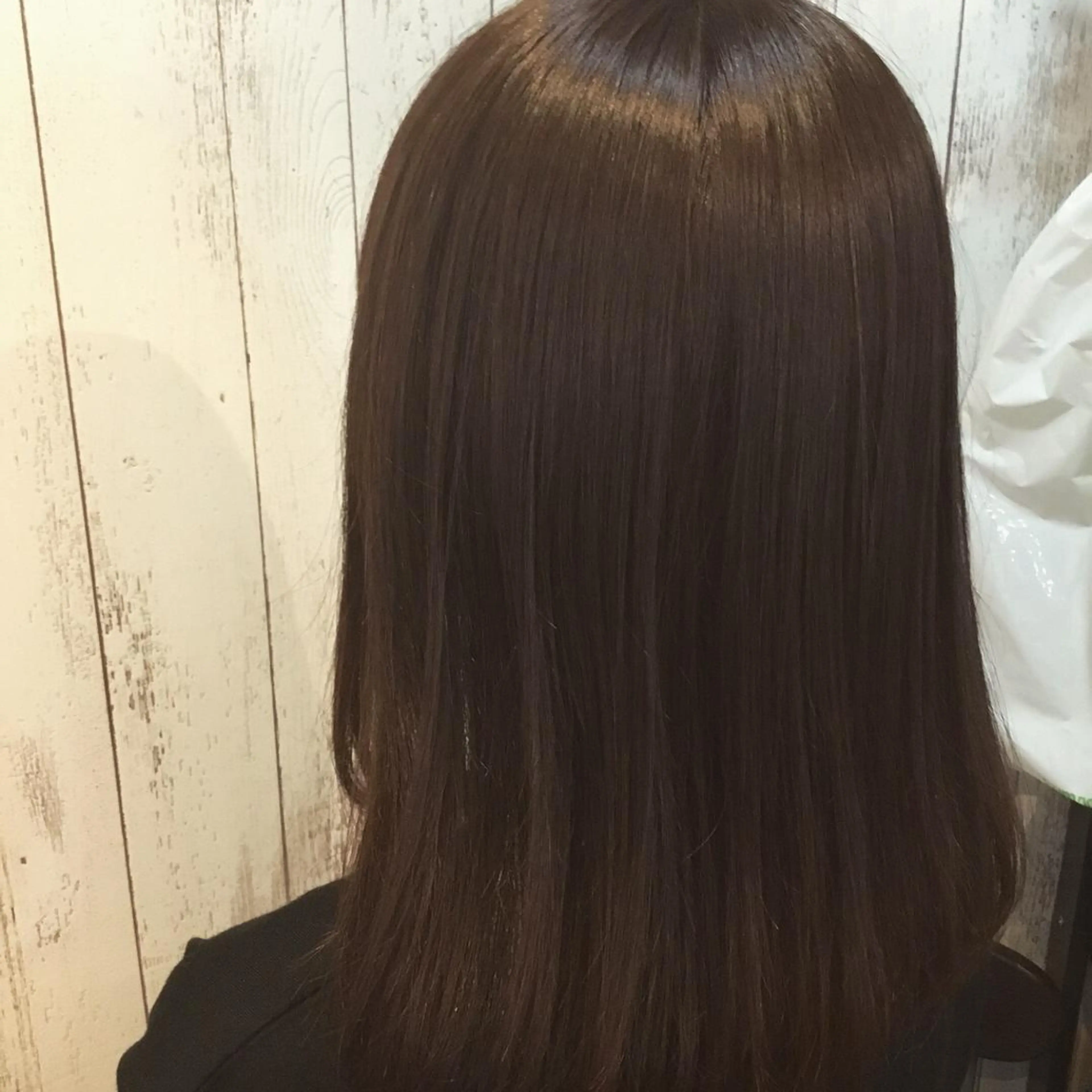 ミディアム カラー パーマ 金崎 新吾のヘアスタイル