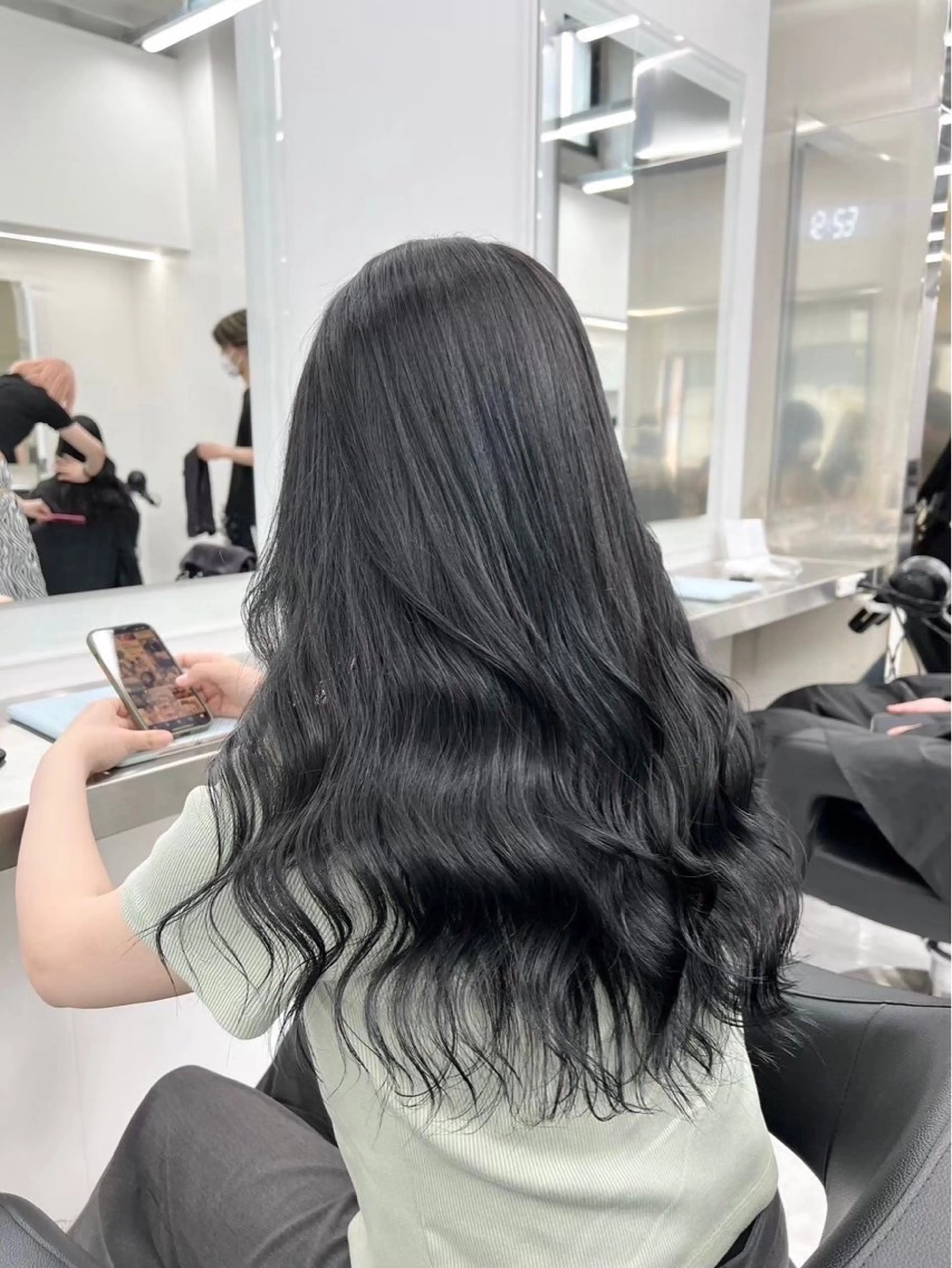 ロング カラー カット ヘアカラー トリートメント ヘッドスパ y2k✩︎⡱レイヤー ウルフ/オリーブ🍀のヘアスタイル