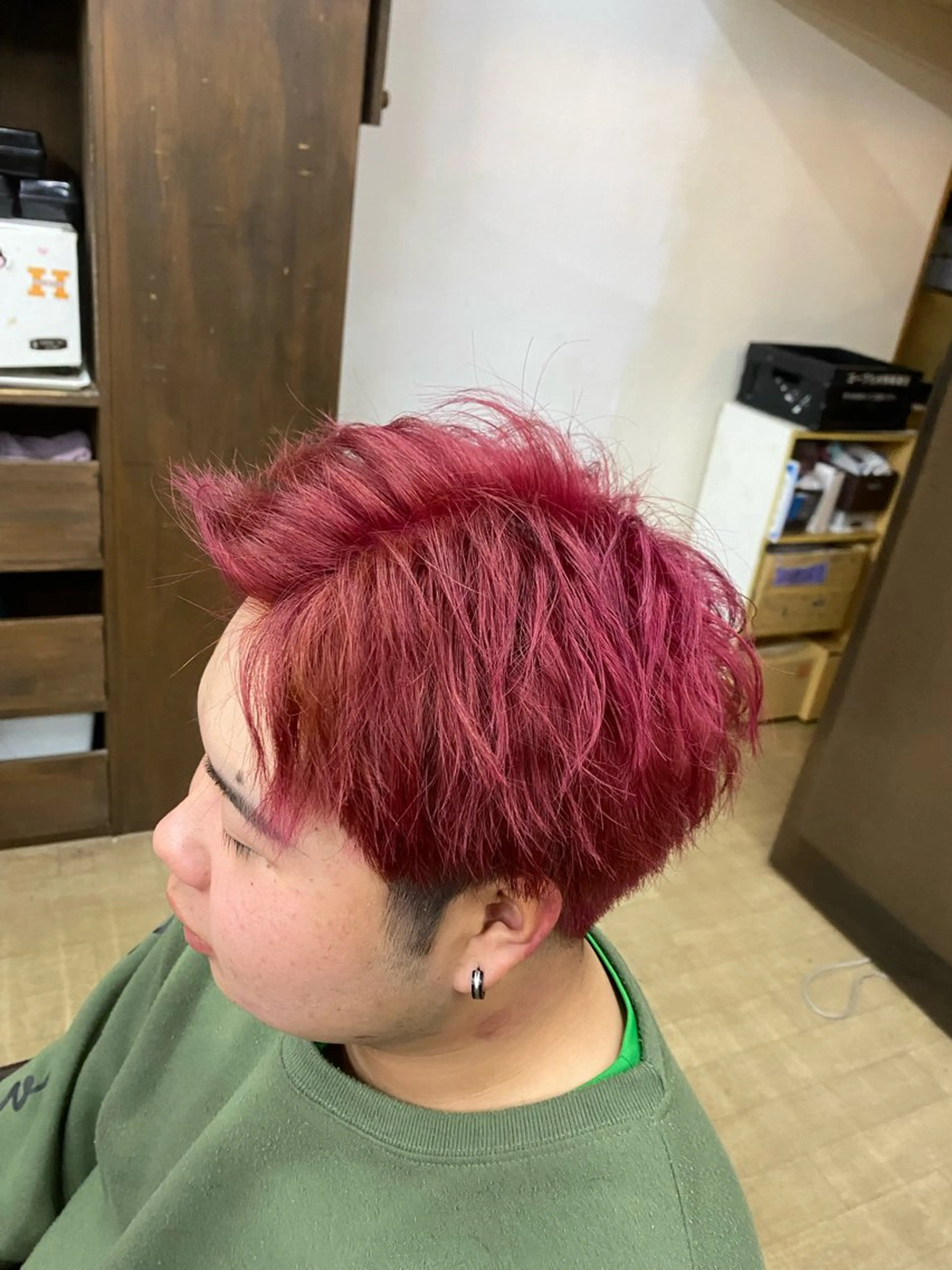 ショート ヘアカラー 池田 亮雅のヘアスタイル