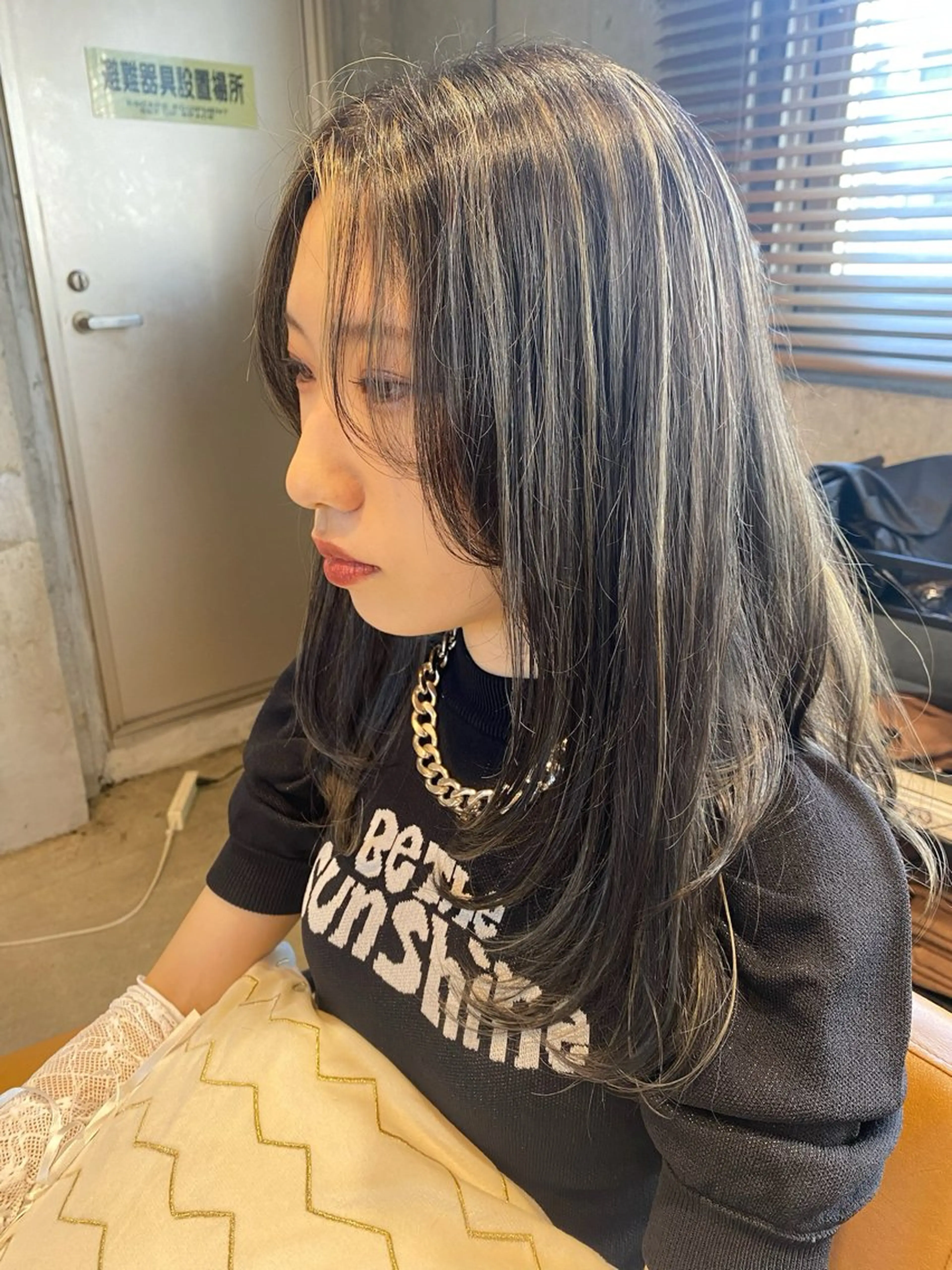 🔅カット➕ハイライト➕カラー➕トリートメント🔅の写真