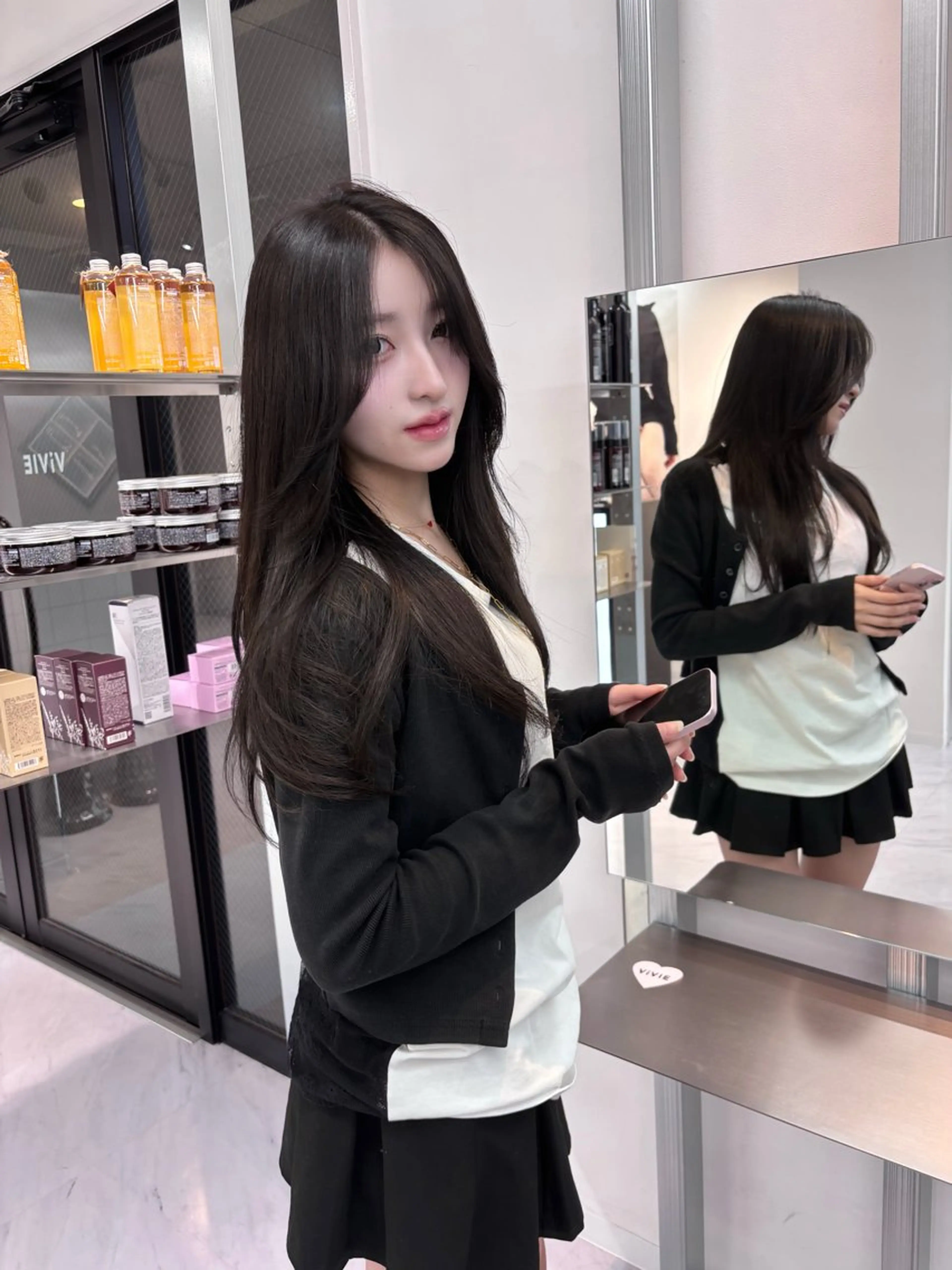 カラー ヘアカラー トリートメント 韓国ヘア💖Wカラー 💖透明感カラー💖のヘアスタイル