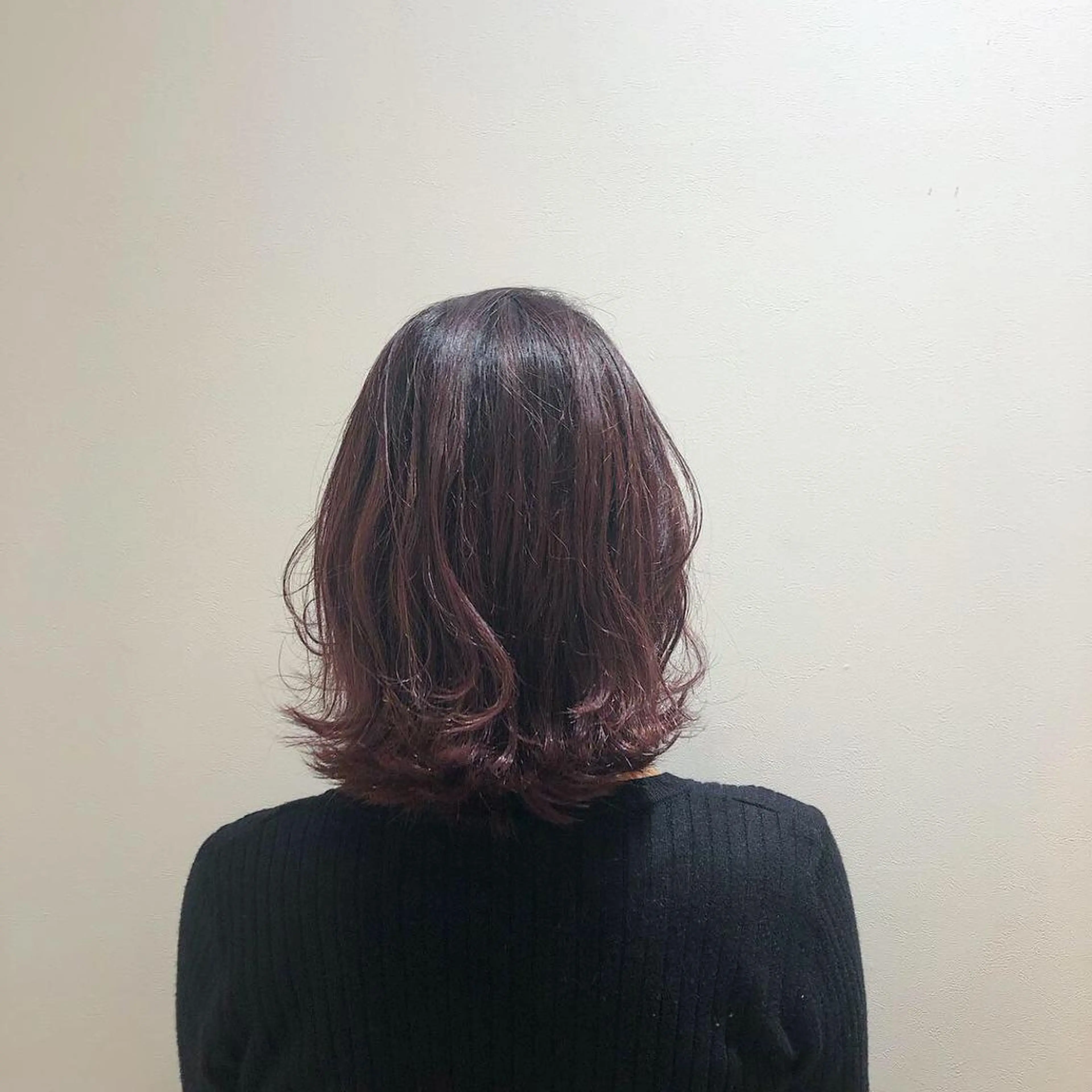 カラー ヘアカラー 西田 優菜のヘアスタイル