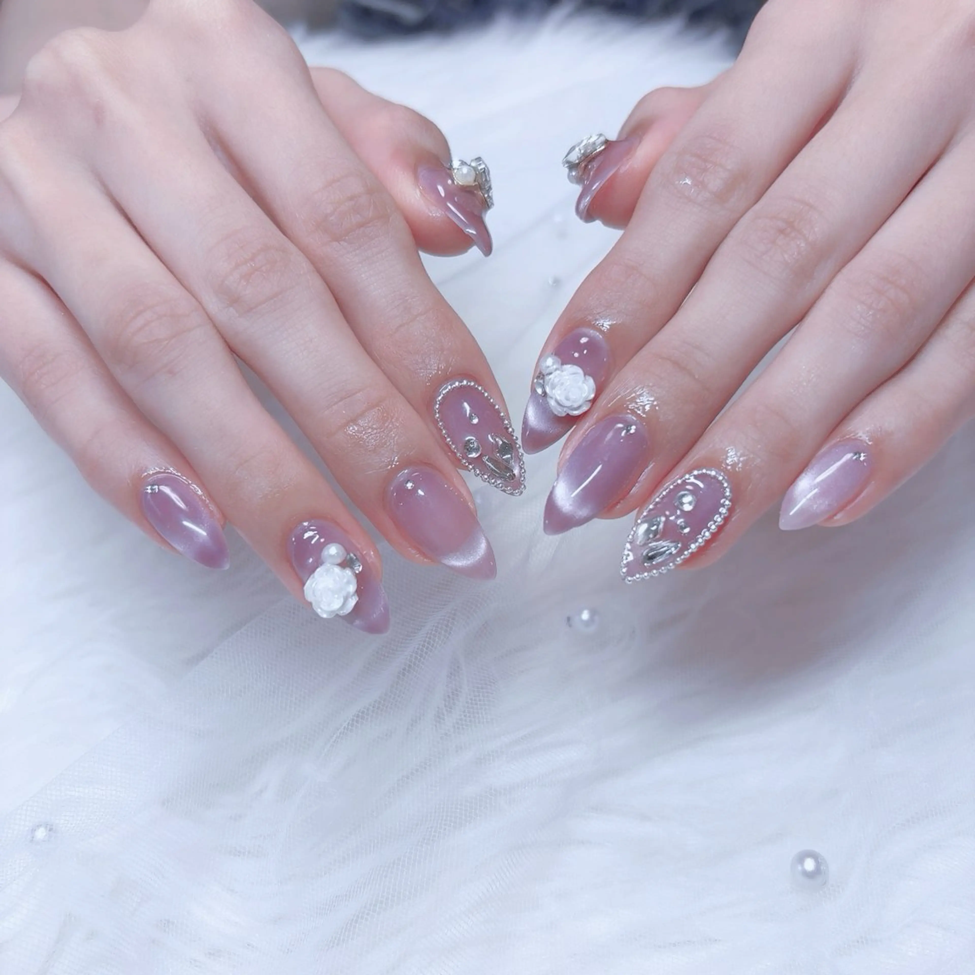 ネイル TOMO. Libのネイルデザイン