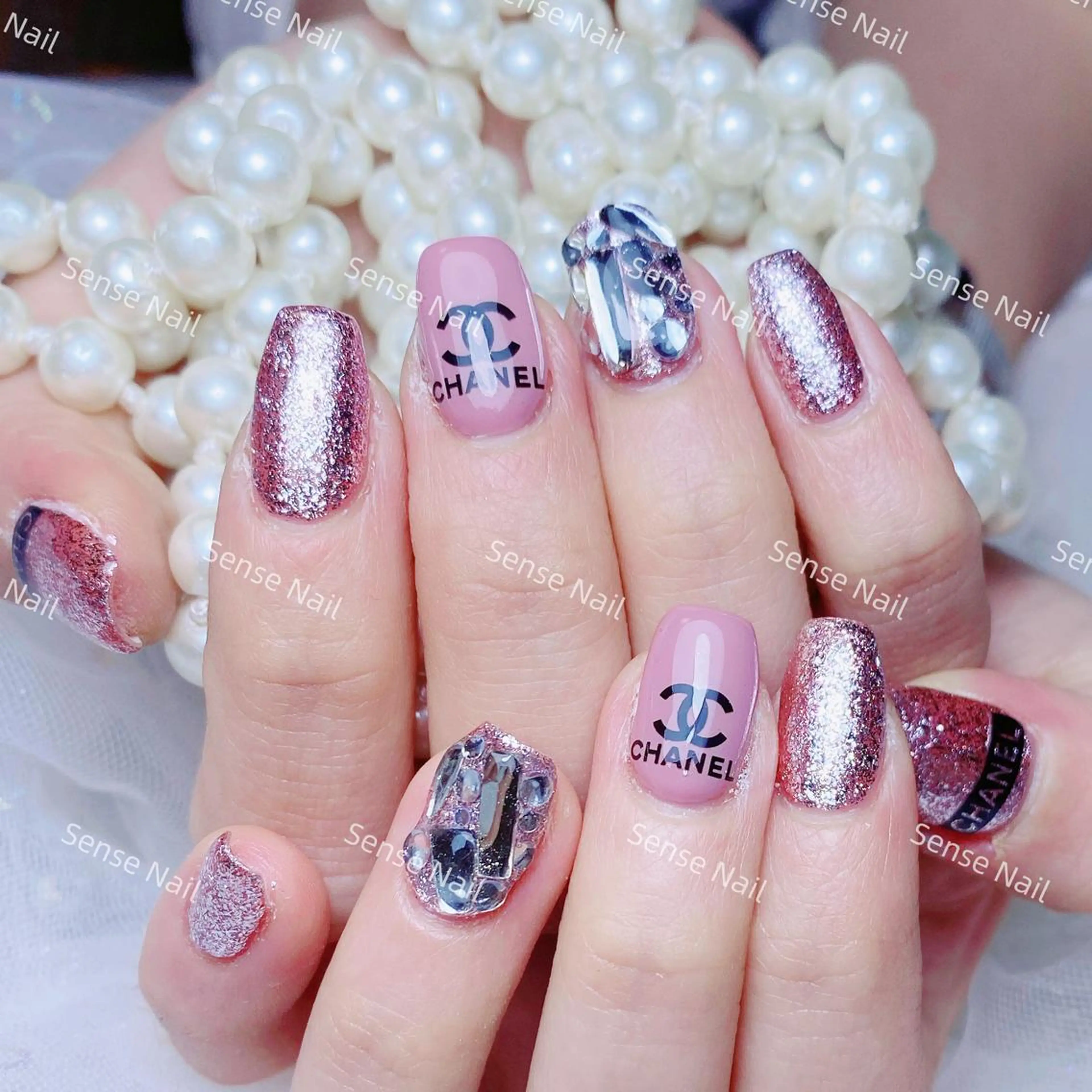 ネイル ハンドネイル Bunny 🐰のネイルデザイン