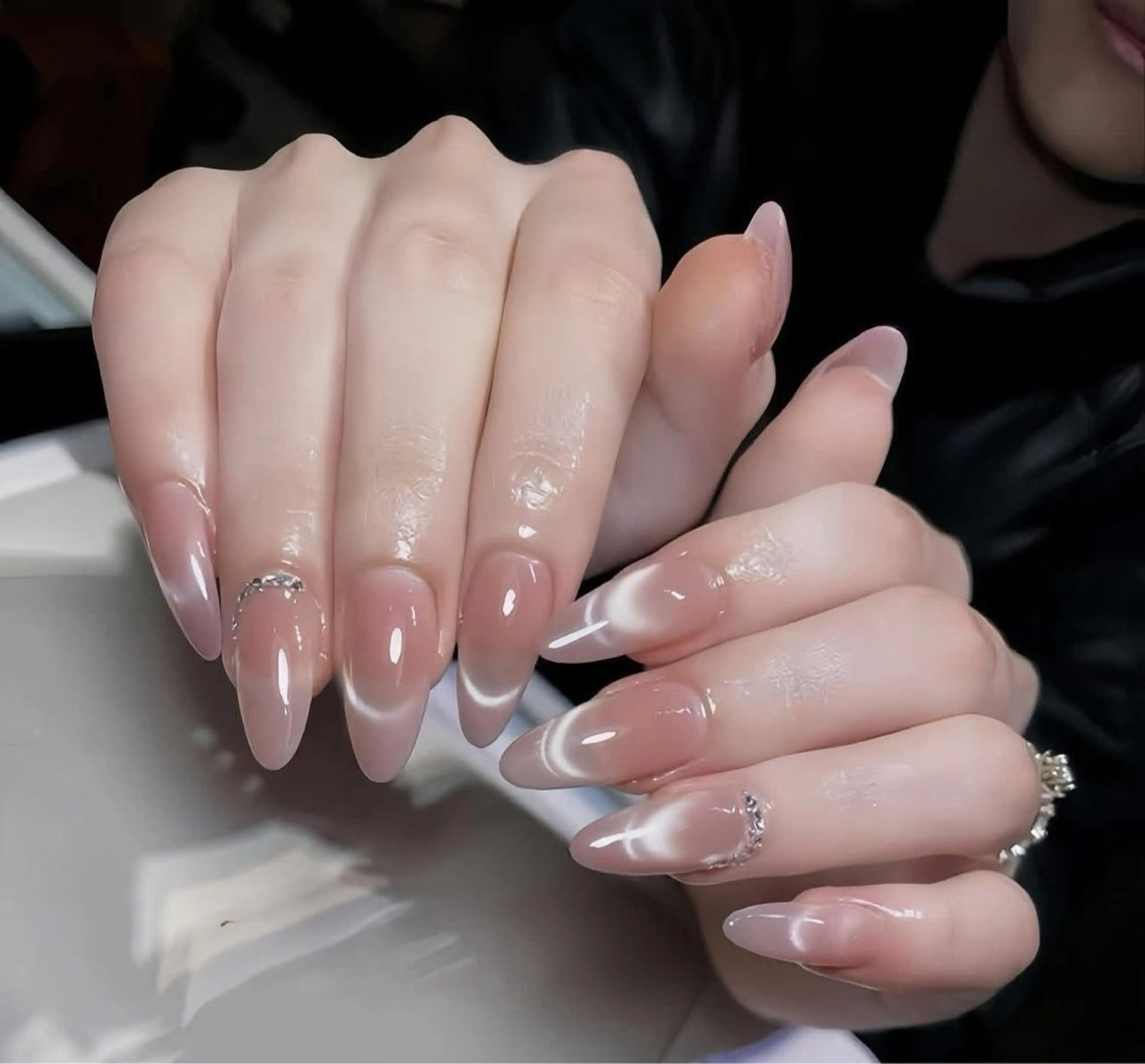 ネイル ハンドネイル トウイ チャンのネイルデザイン