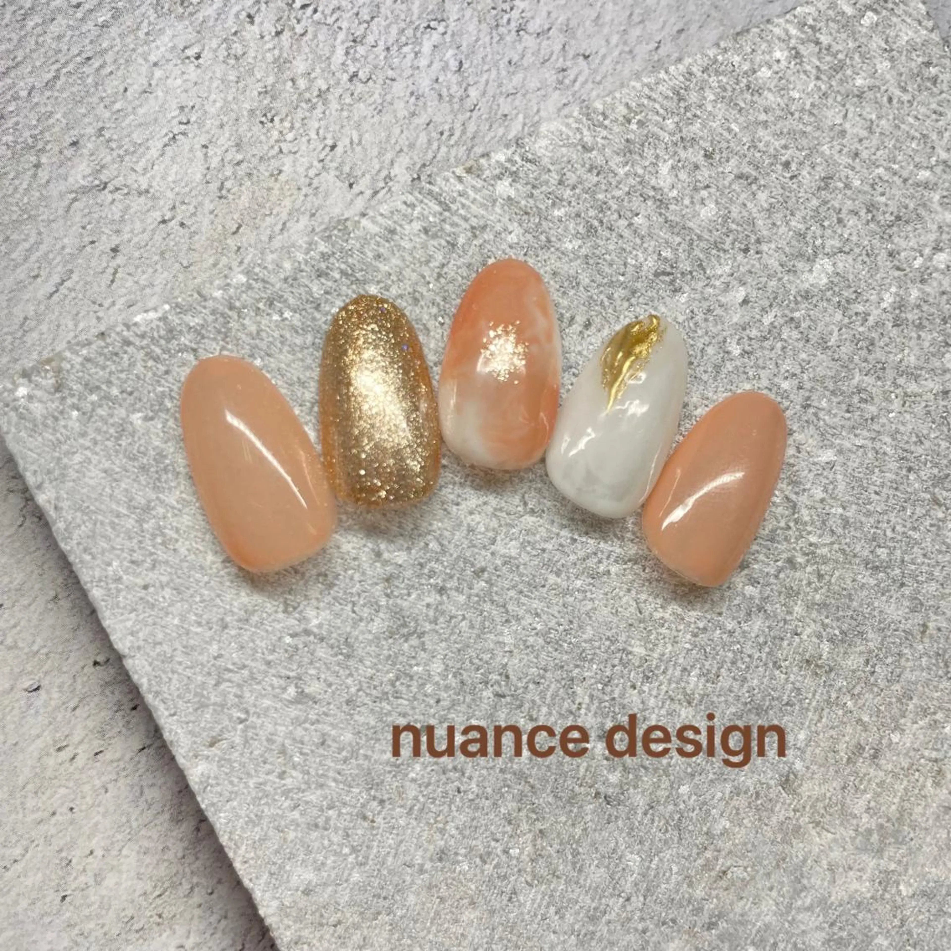 ネイル &robe mii 🌿のネイルデザイン