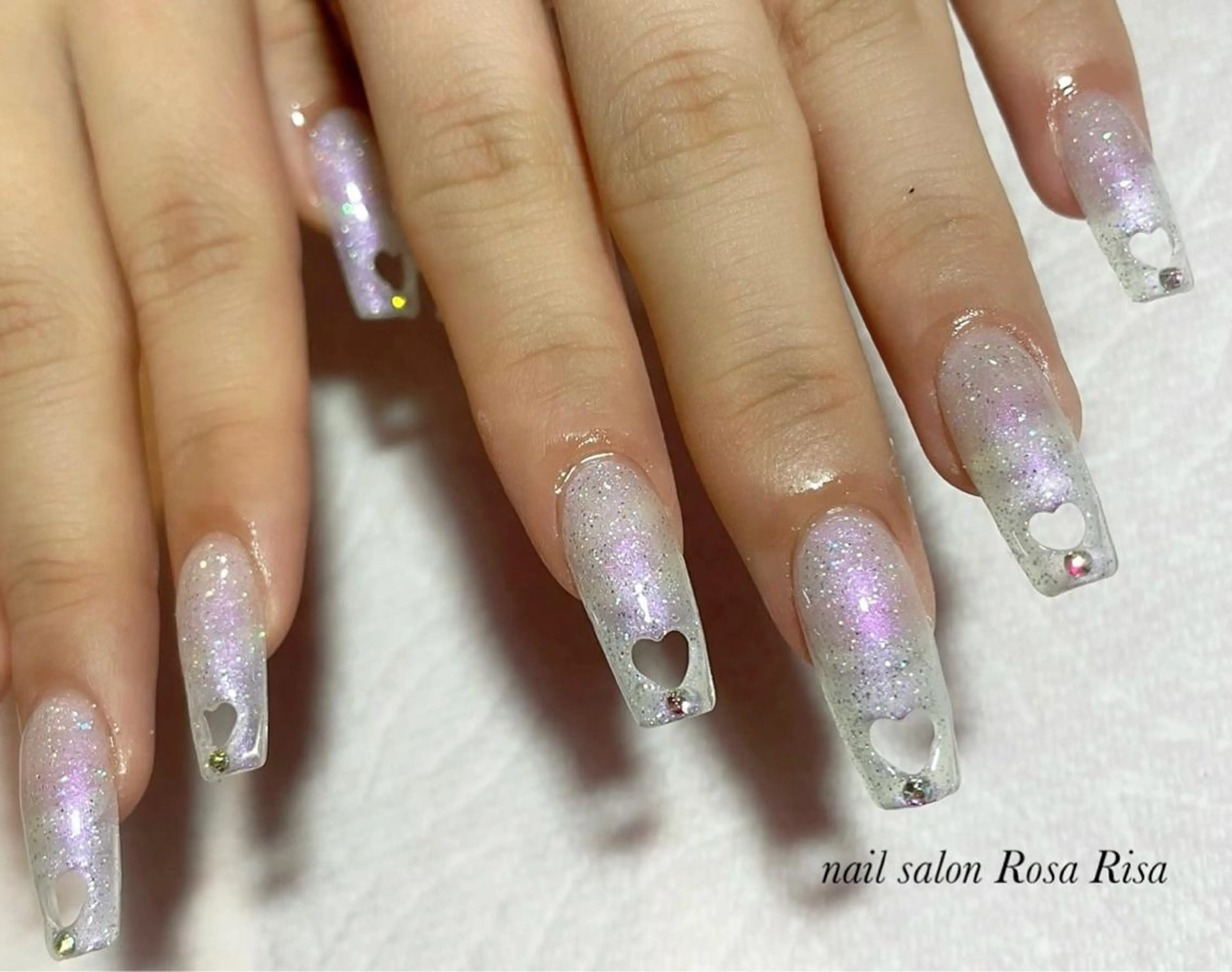 ロング ネイル オーロラネイル ネイルスタジオ シェイクユアハンズのネイルデザイン